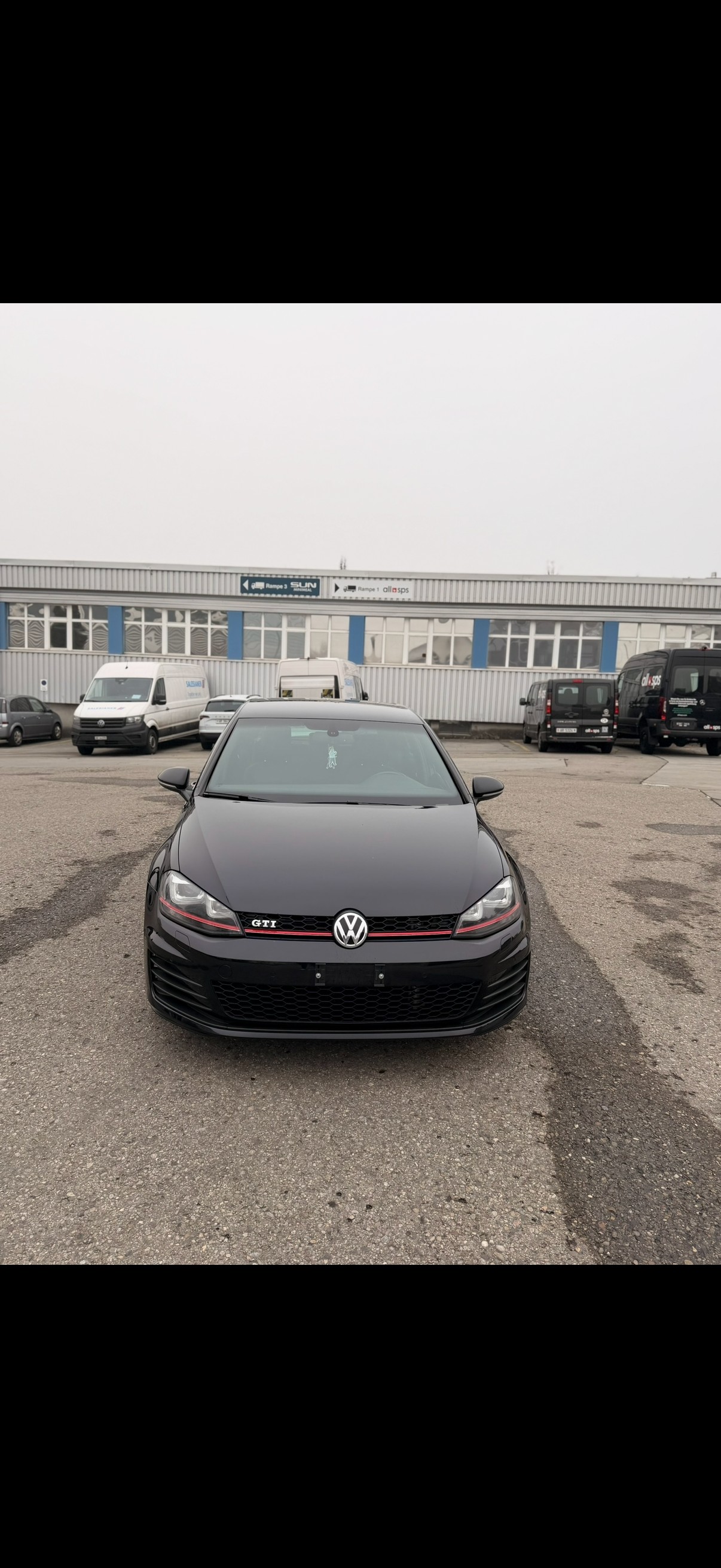 VW 2.0 TSI GTI Performance DSG-image-1