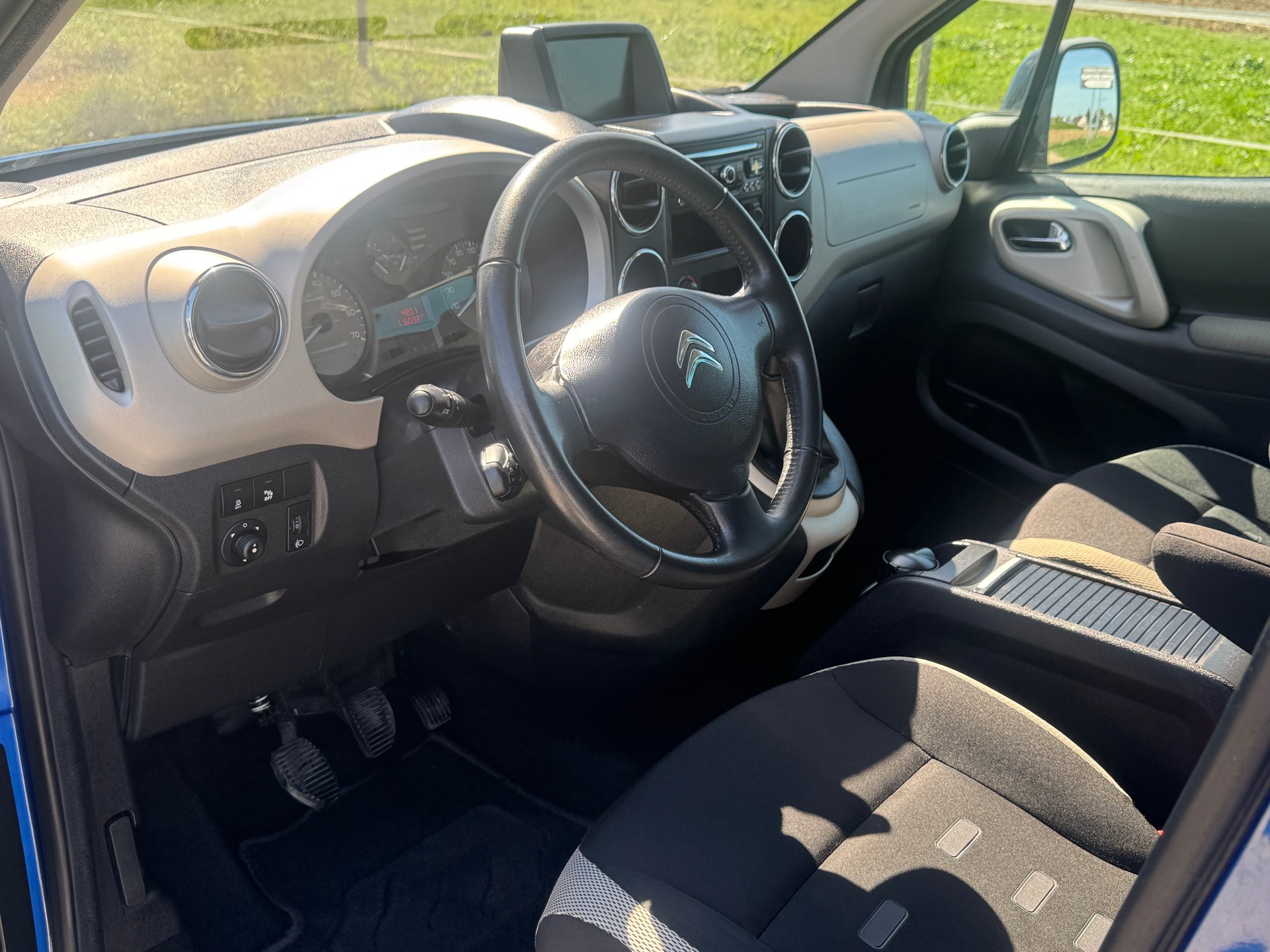 CITROEN Berlingo 1.6 16V Exclusive-image-6