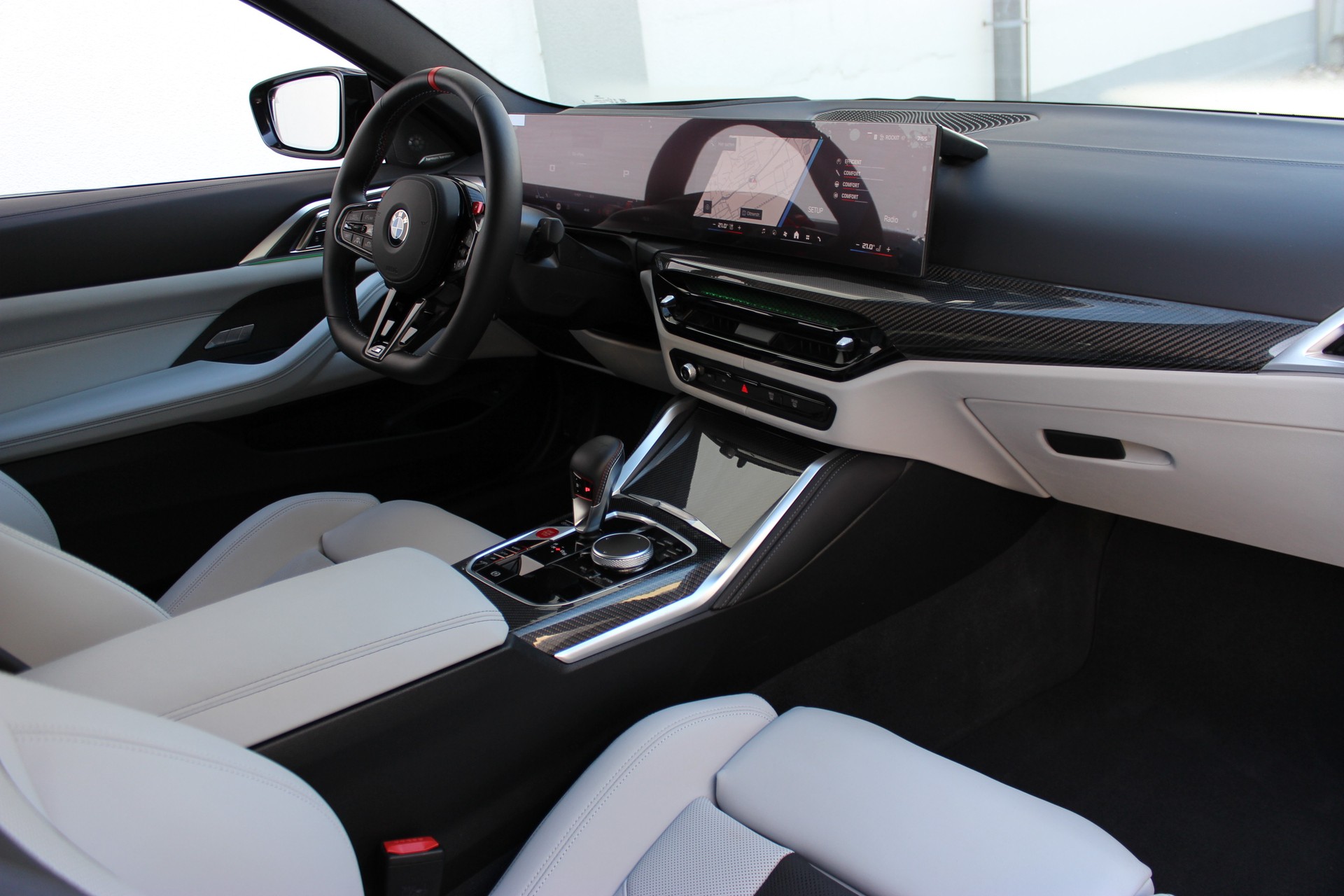 BMW M4 Coupé Competition M xDrive *ISLE OF MAN GRÜN METALLIC*-image-1