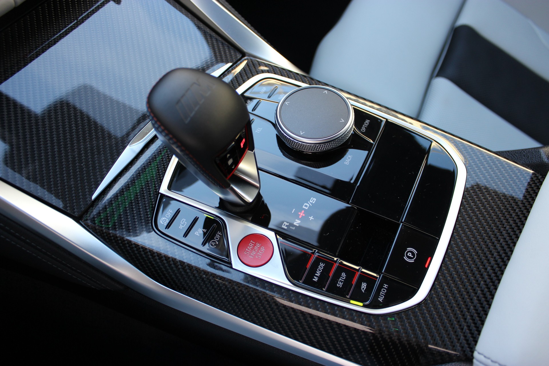 BMW M4 Coupé Competition M xDrive *ISLE OF MAN GRÜN METALLIC*-image-14