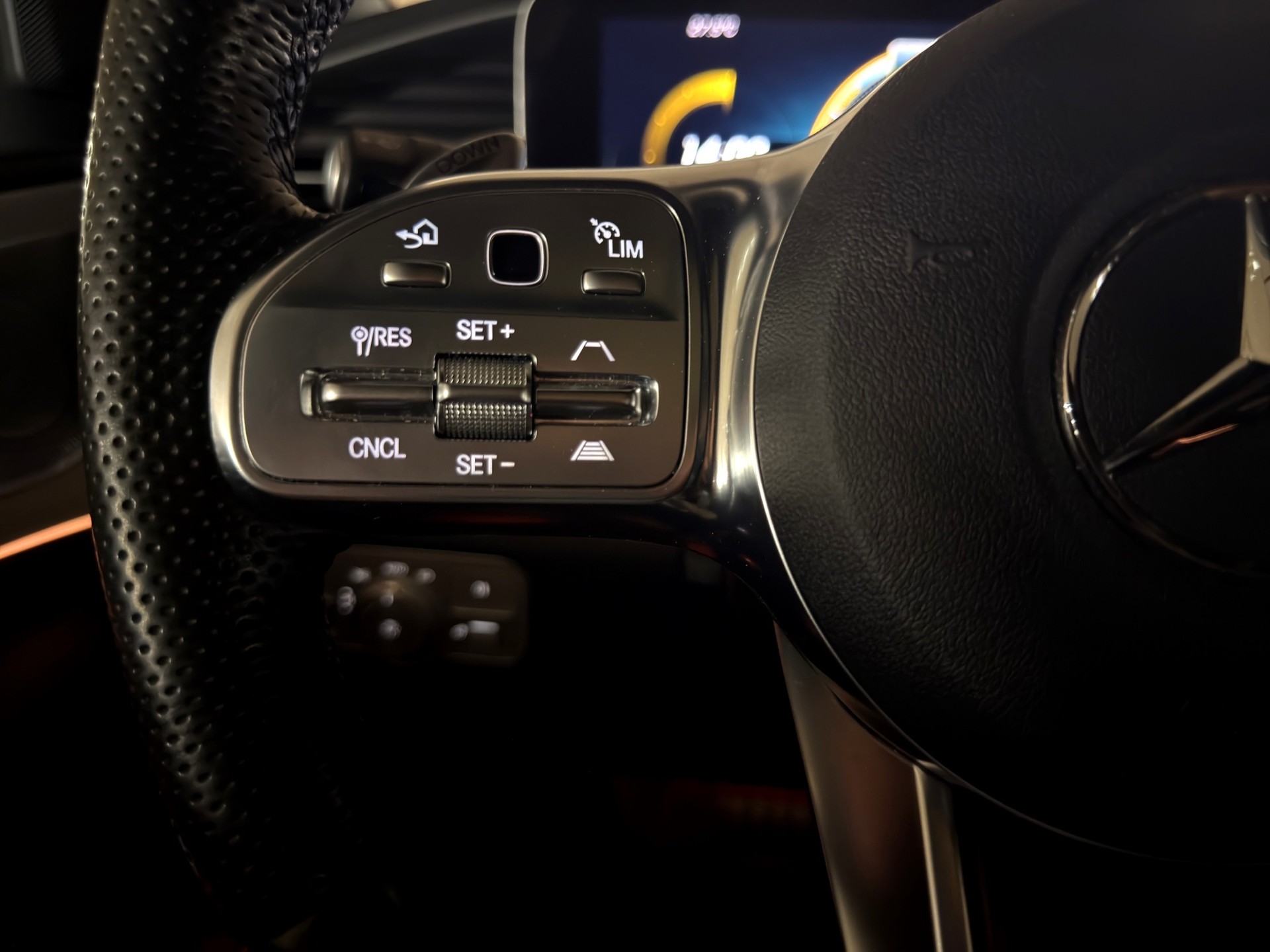 MERCEDES-BENZ GLE 53 AMG 4Matic+ 9G-Speedshift-image-28