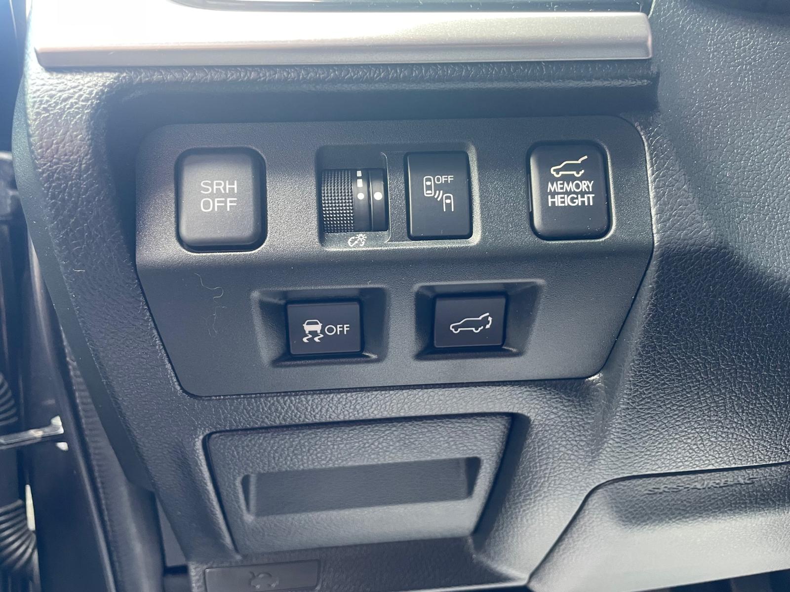 SUBARU Forester 2.0i Executive Lineartronic-image-7