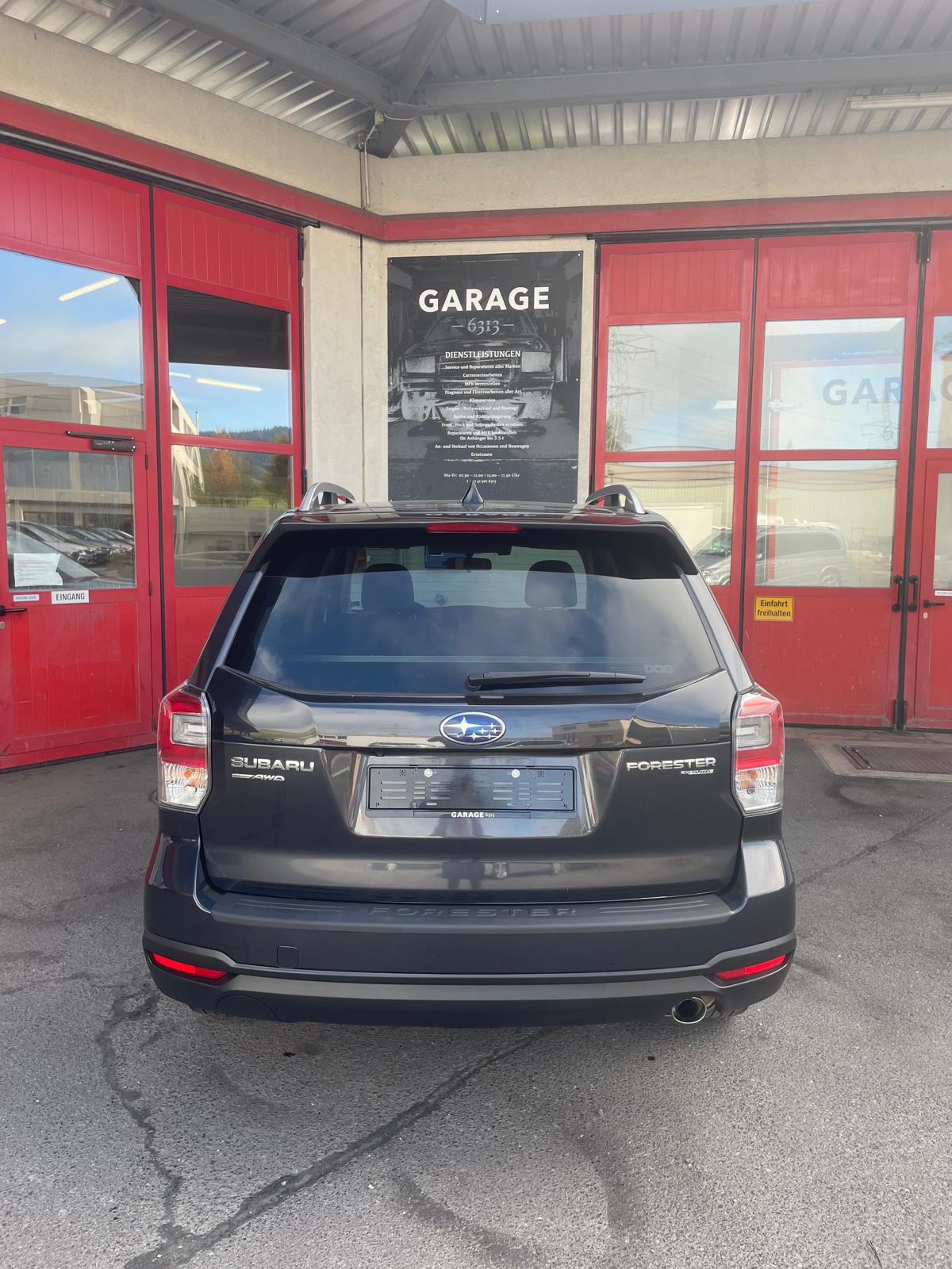 SUBARU Forester 2.0i Executive Lineartronic-image-2