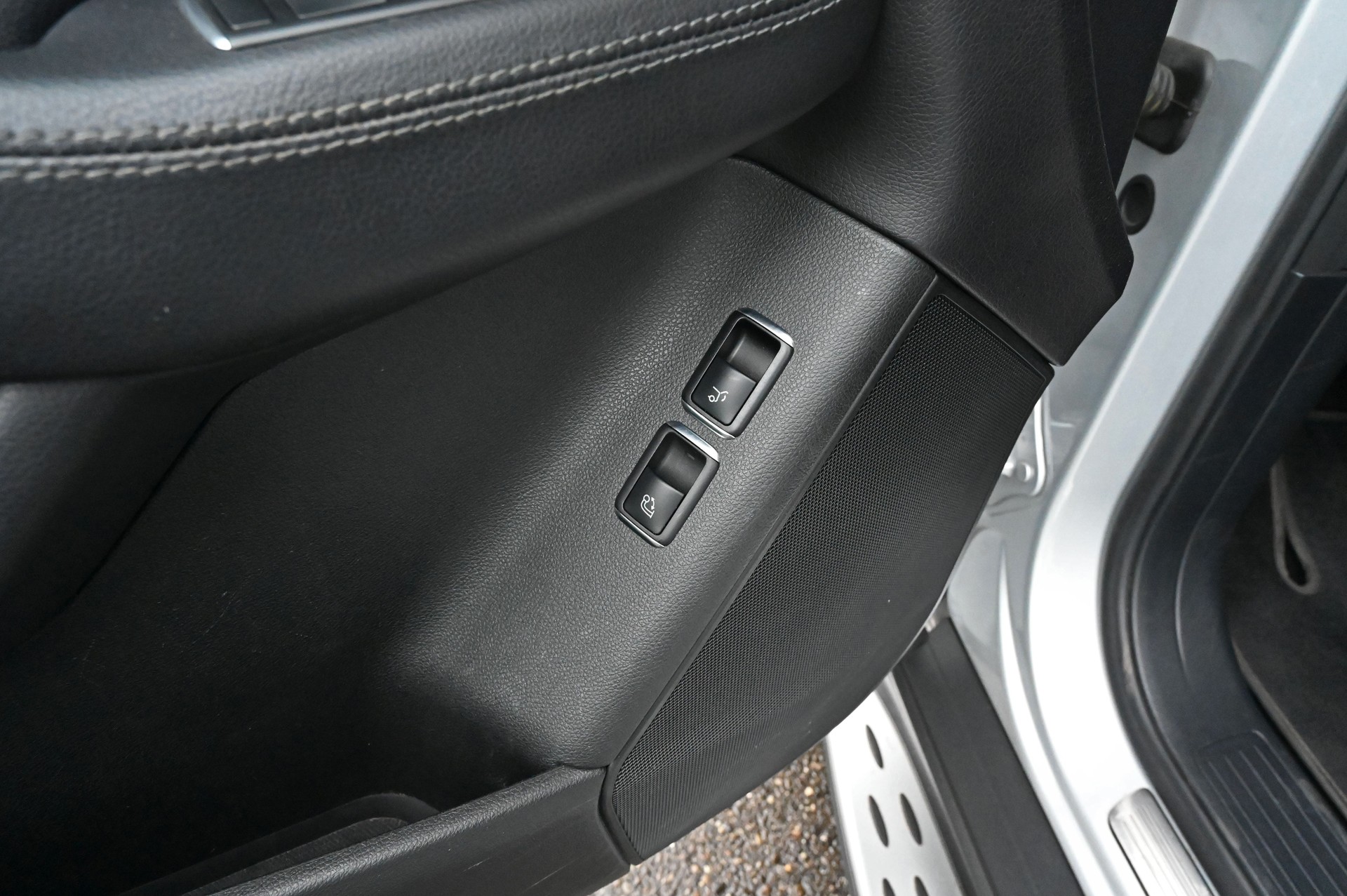 MERCEDES-BENZ GLE 350 d 4Matic 9G-Tronic-image-14