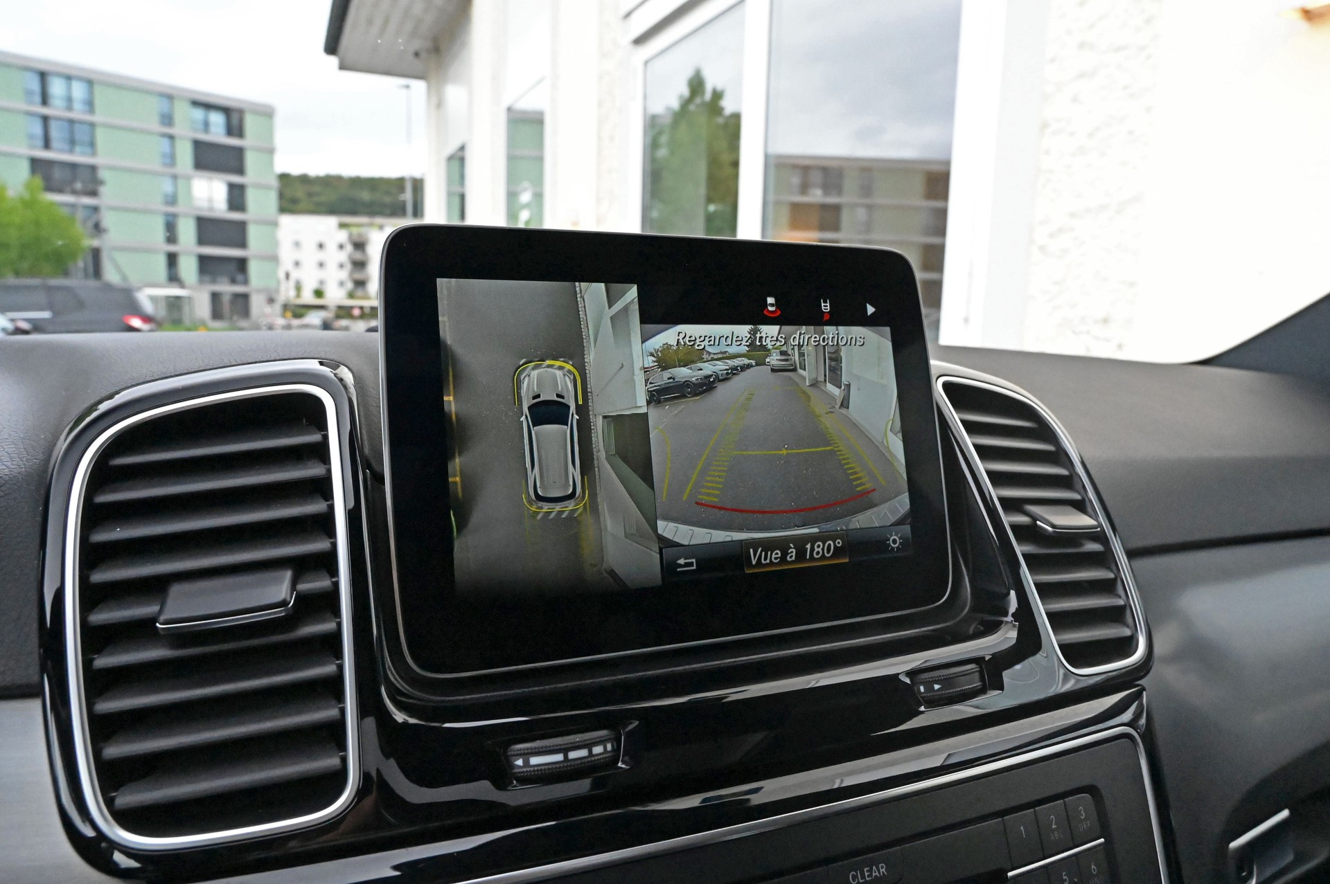 MERCEDES-BENZ GLE 350 d 4Matic 9G-Tronic-image-21