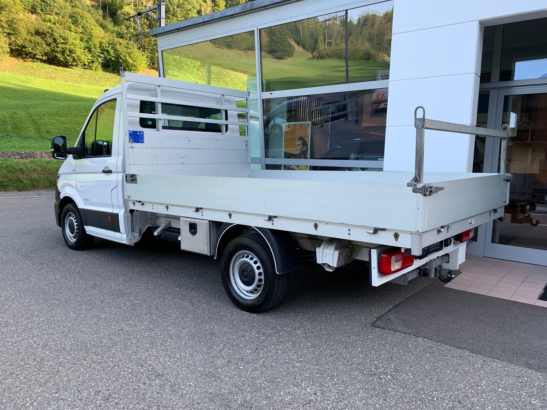 VW Crafter 35 2.0 BiTDI Champion L3 4M Kipp./Prits./Koff+Heb. A-image-4