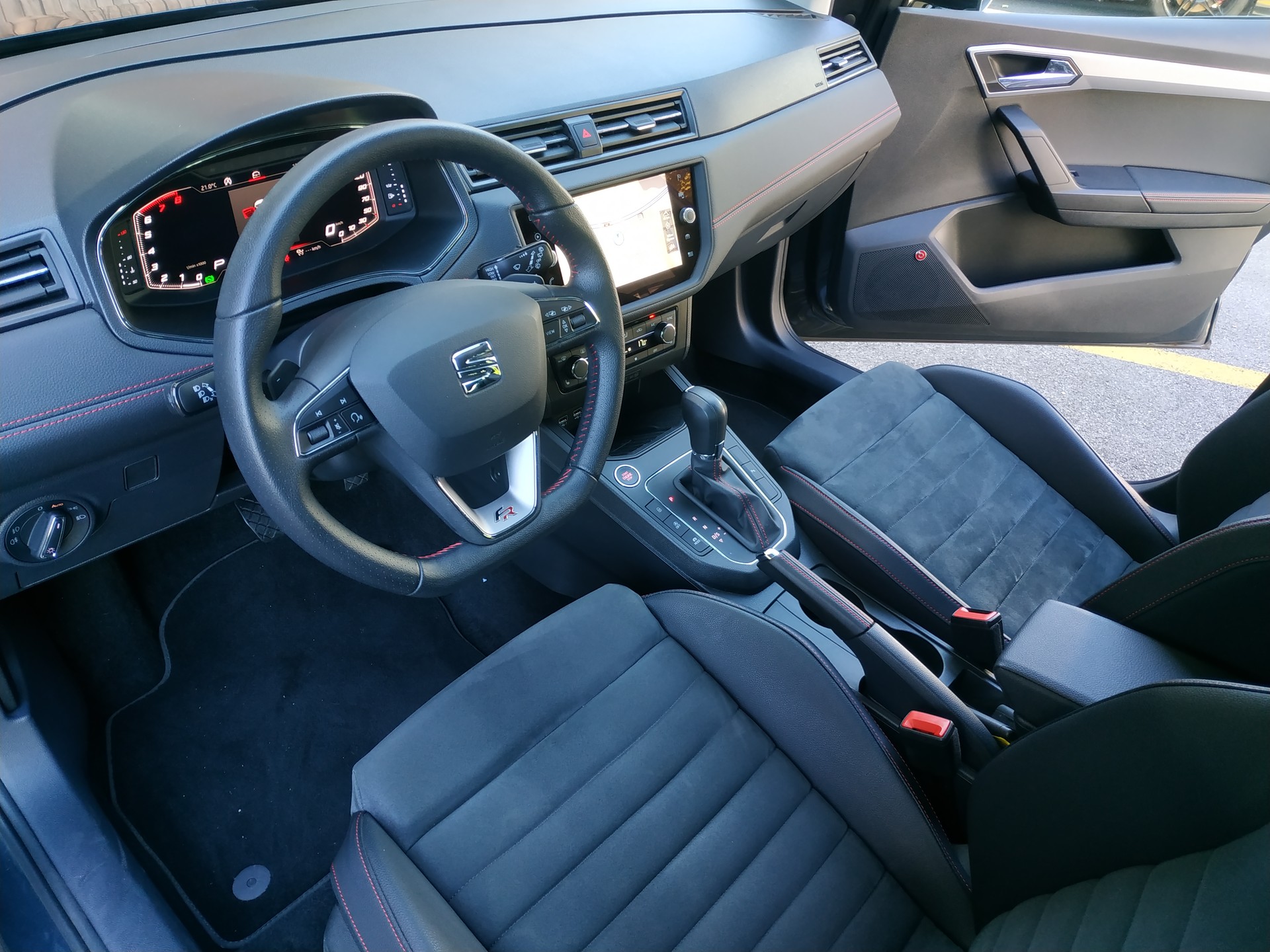 SEAT Ibiza 1.0 EcoTSI DSG Swiss FR Evolution Automat-image-9