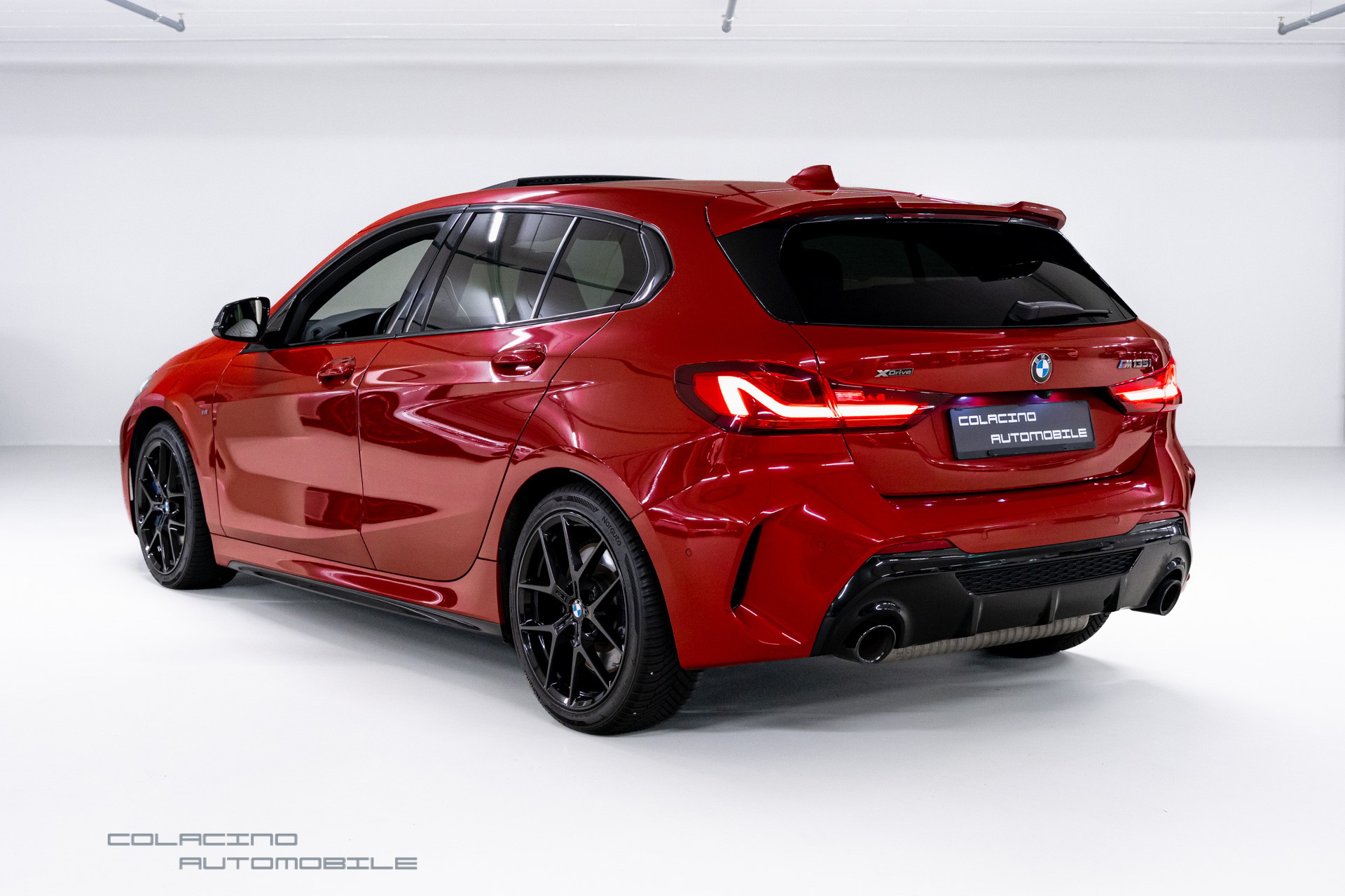 BMW M135i xDrive Steptronic-image-3