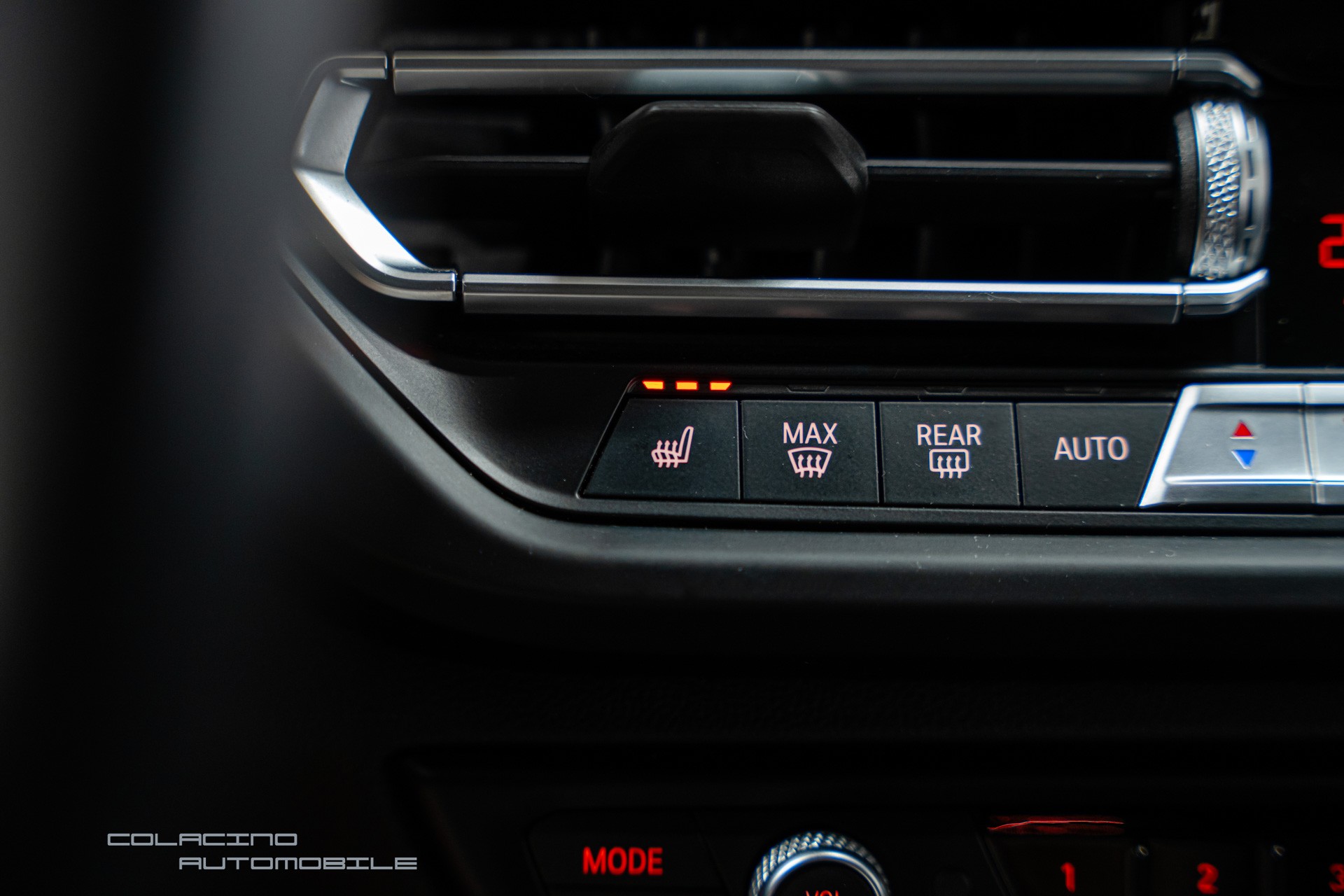 BMW M135i xDrive Steptronic-image-26