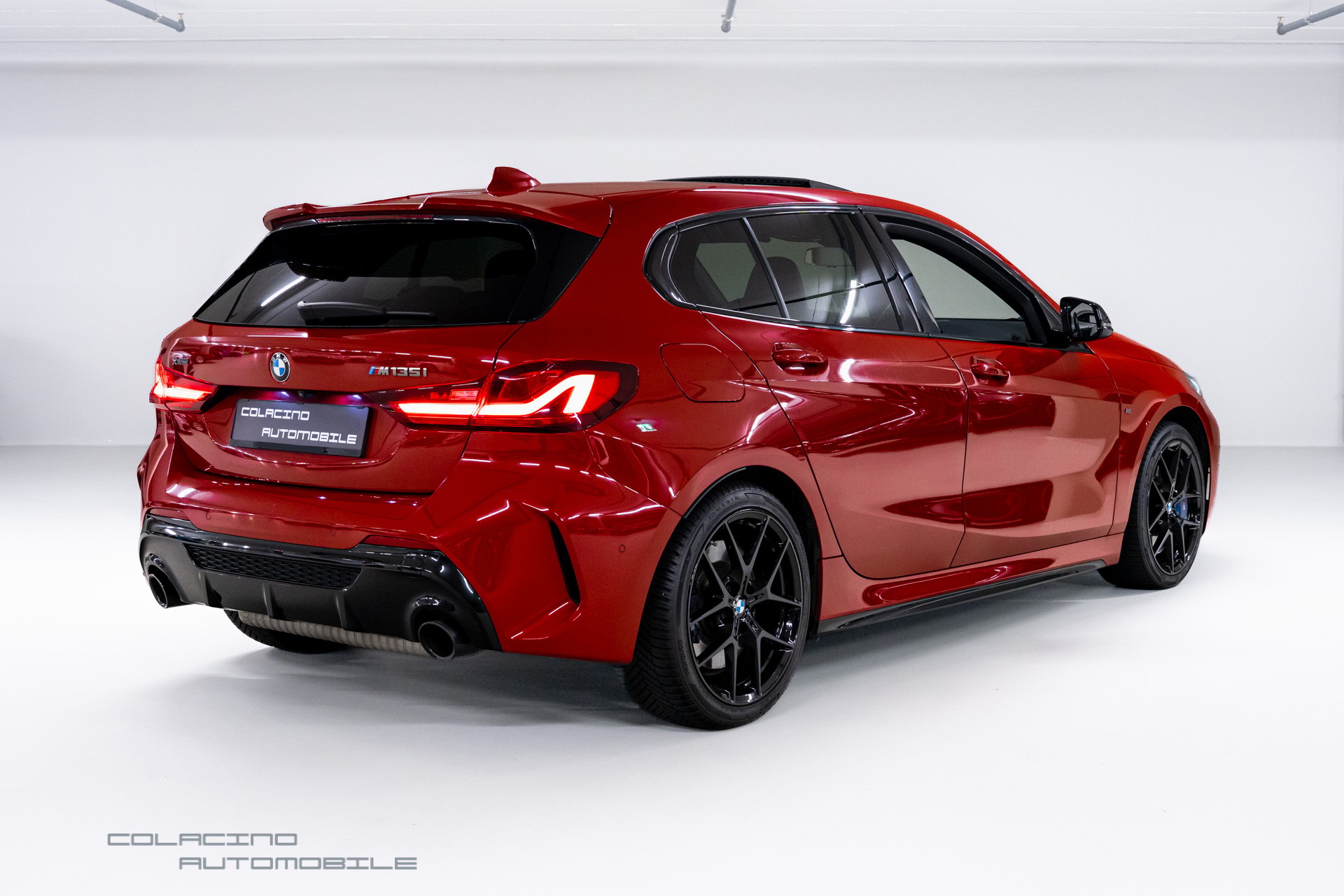 BMW M135i xDrive Steptronic-image-1