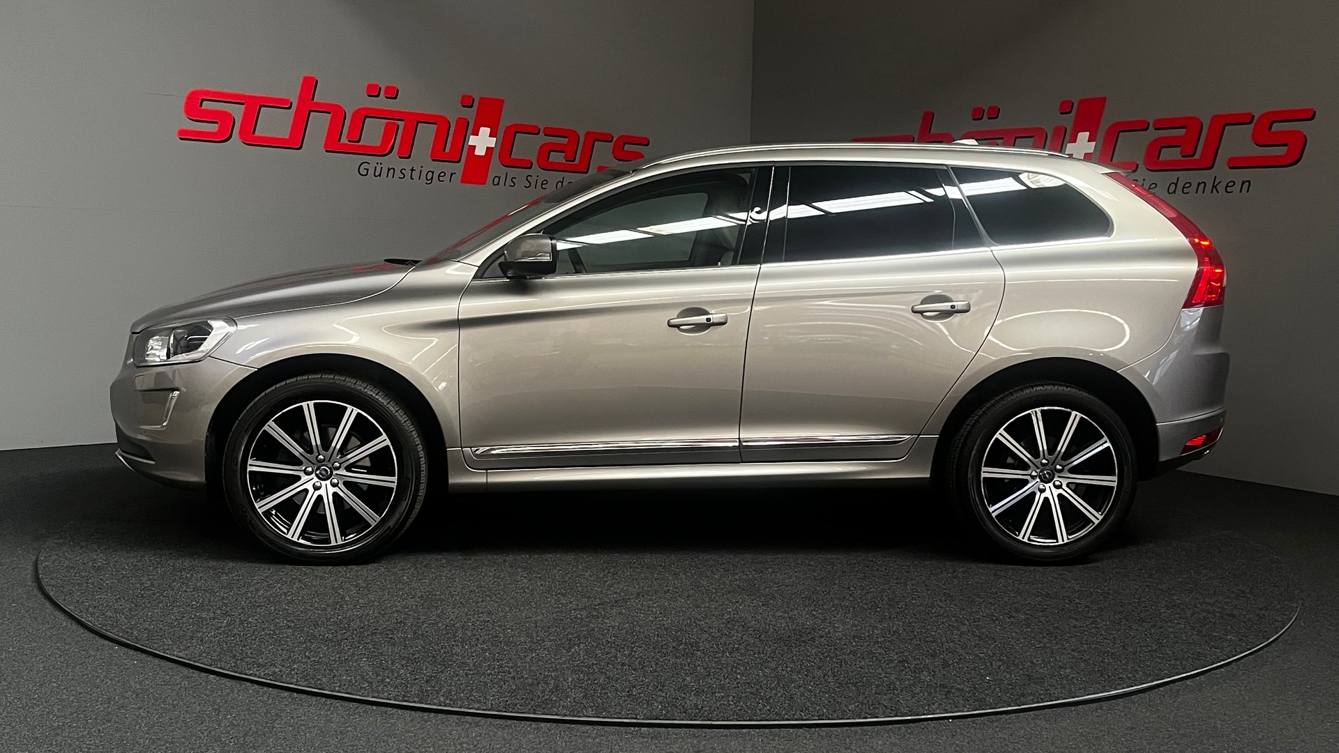 VOLVO XC60 T6 AWD Summum Geartronic-showroom-element-1
