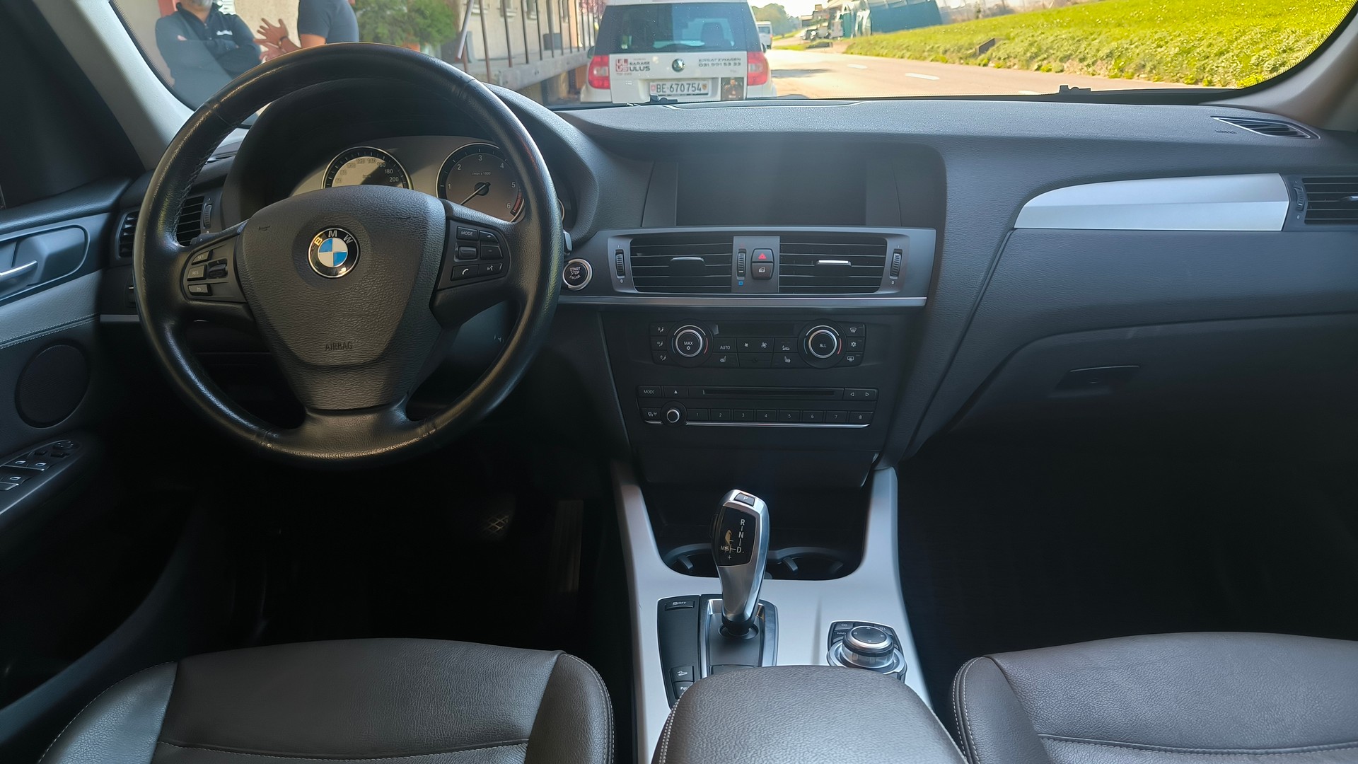 BMW X3 xDrive 20d Steptronic-image-13