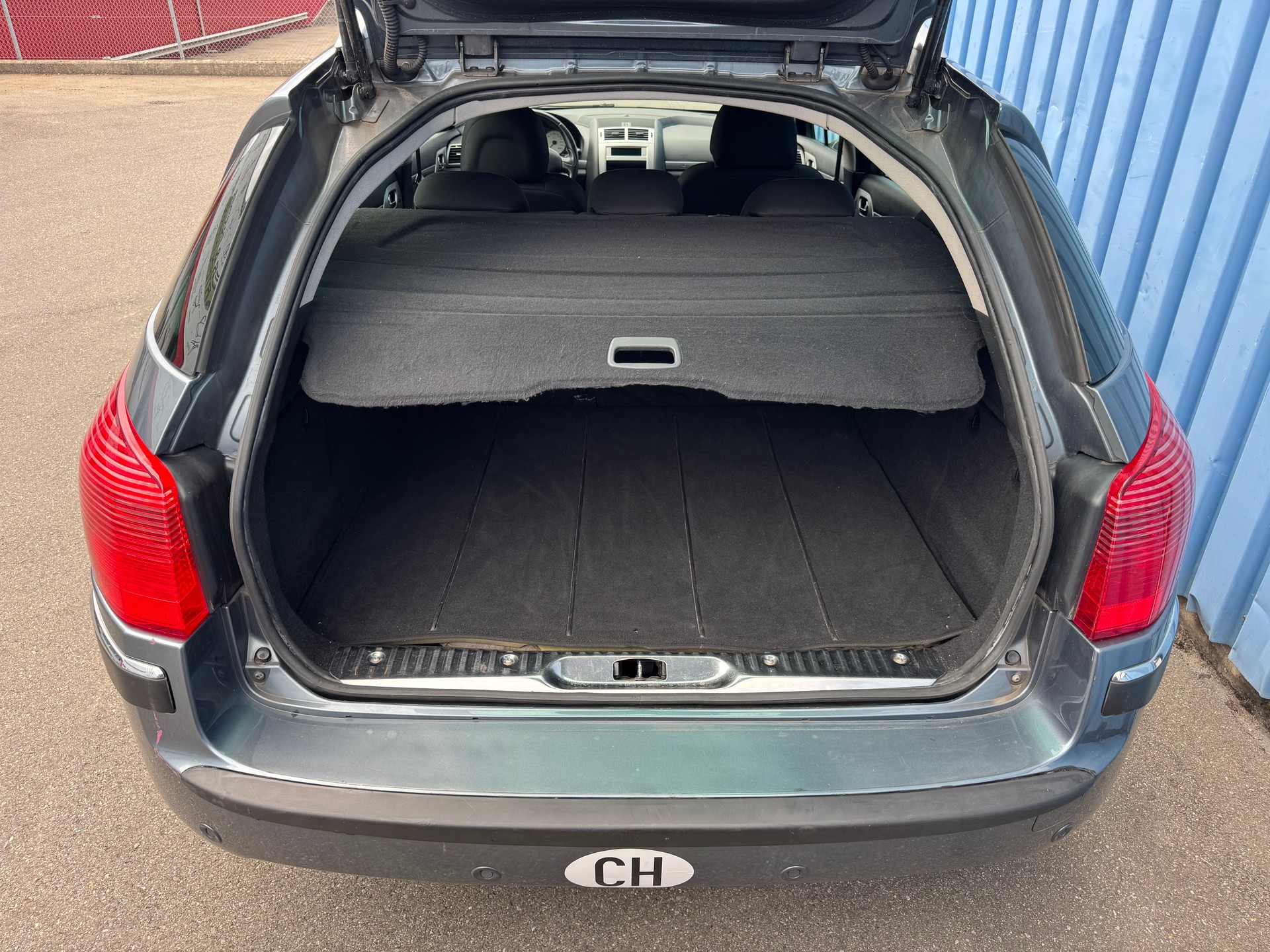 PEUGEOT 407 SW 2.0 HDI Confort Automatic-image-7