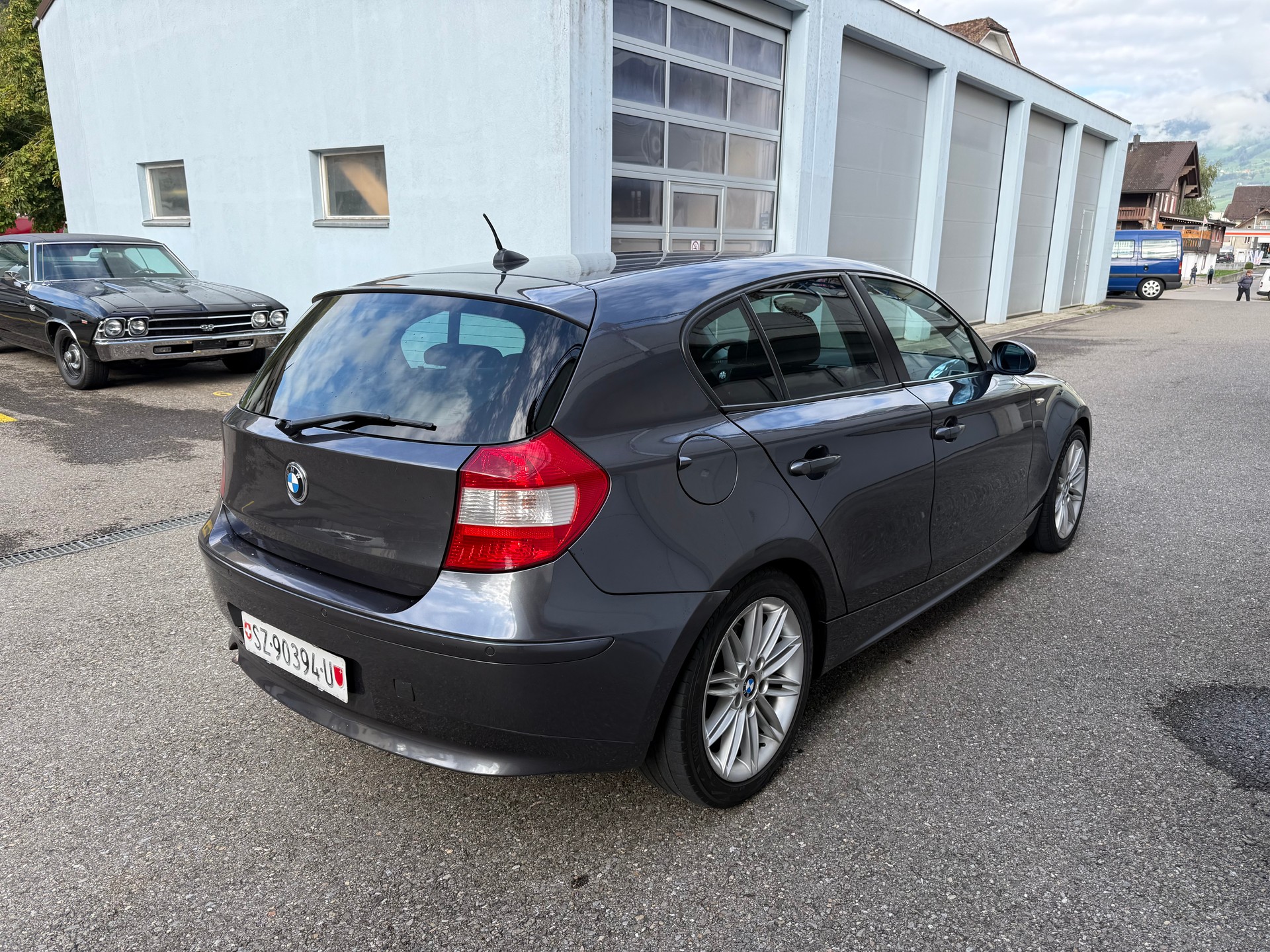 BMW 120d A-image-3
