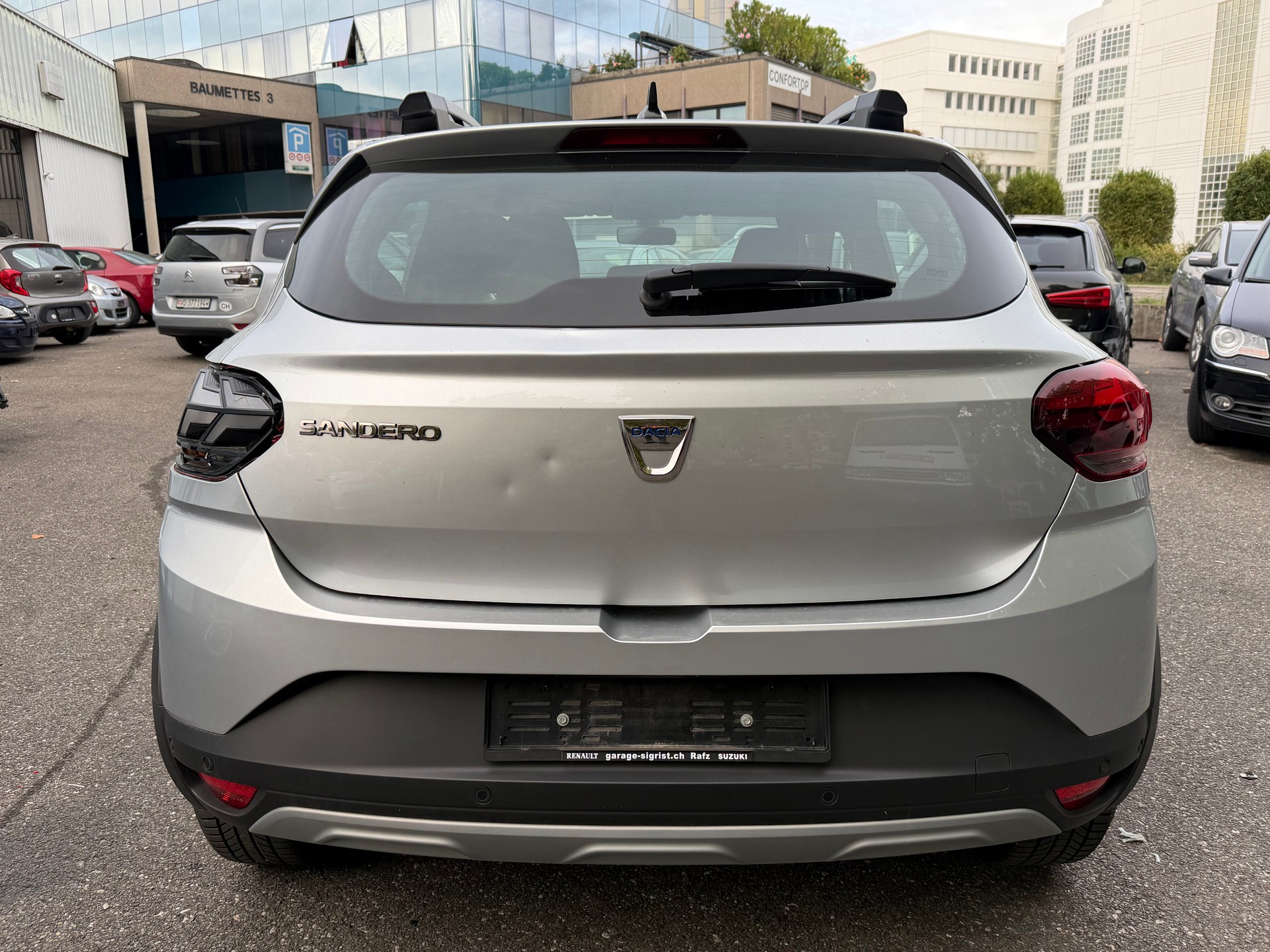 DACIA Sandero Stepway TCe 90 Comfort CVT-image-5
