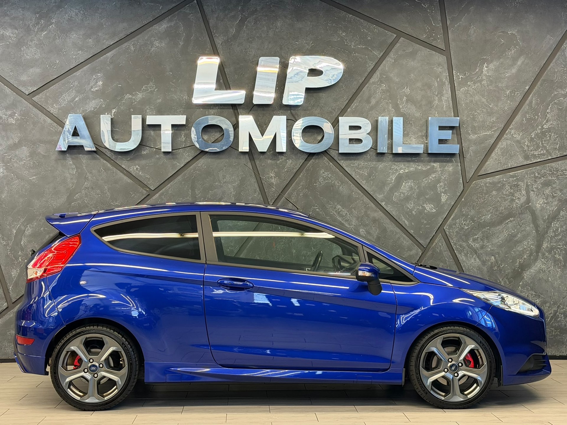 FORD Fiesta 1.6 SCTi ST-2-image-3