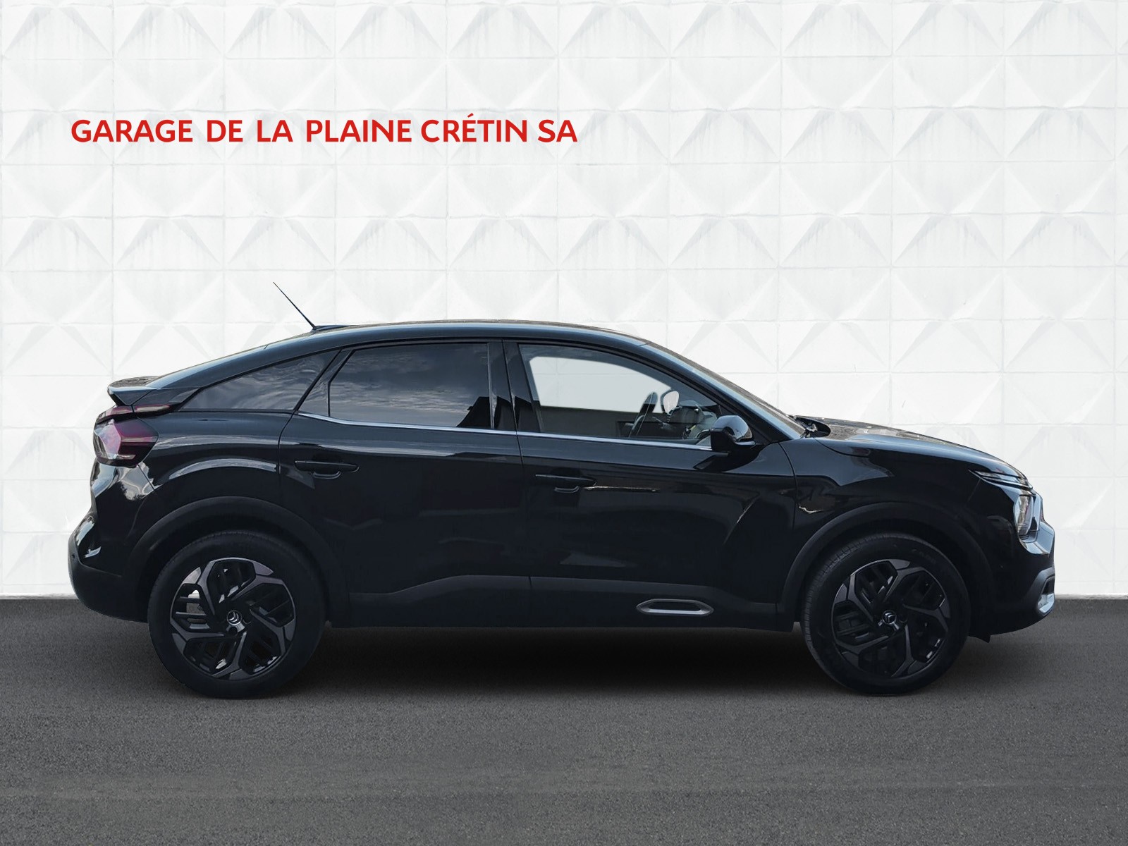 CITROEN C4 Shine EAT8-image-1