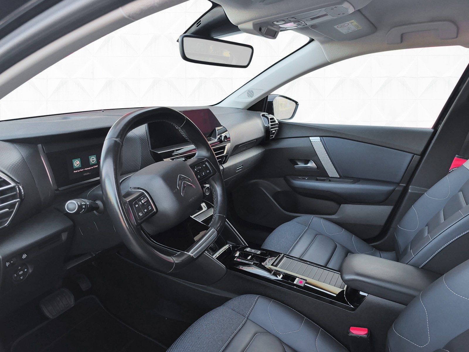 CITROEN C4 Shine EAT8-image-8