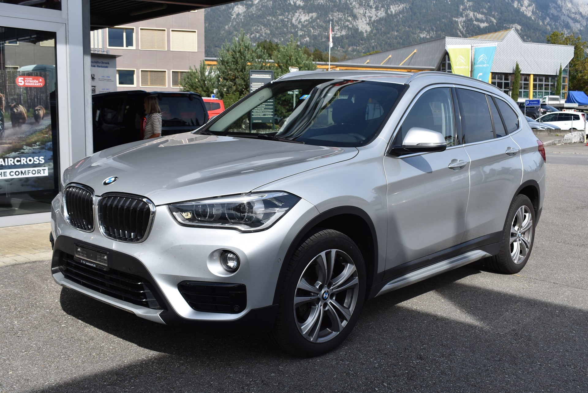BMW X1 xDrive 18d xLine Steptronic-image-0