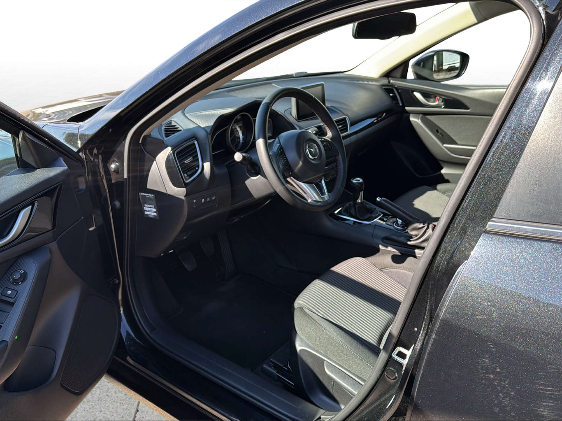 MAZDA 3 2.2 D Ambition-image-9