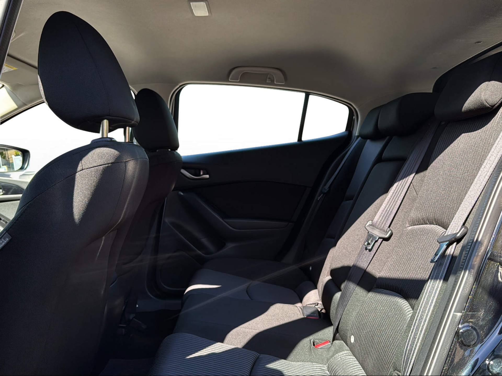 MAZDA 3 2.2 D Ambition-image-14