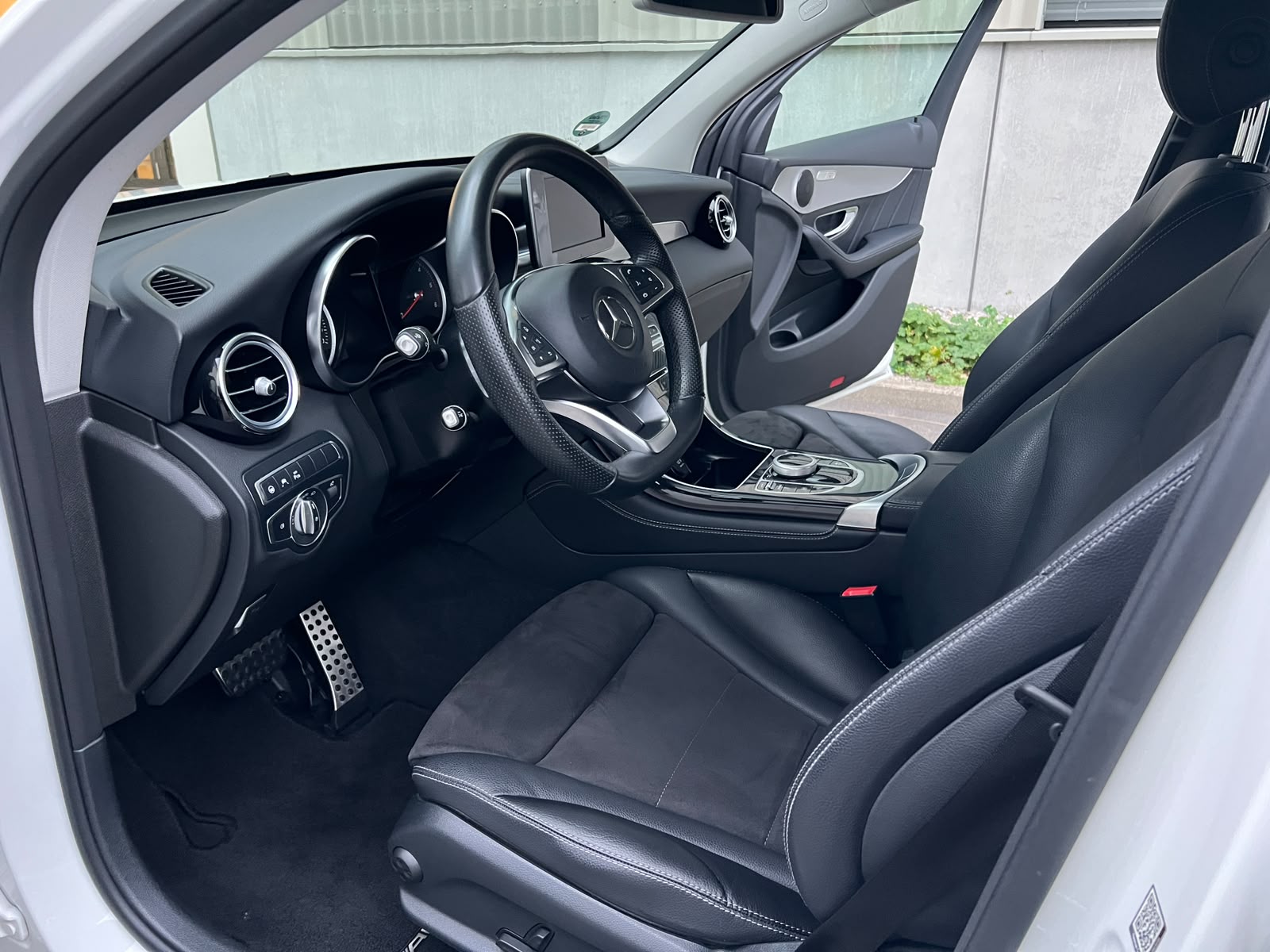 MERCEDES-BENZ GLC 250 d 4m Coupé-image-4