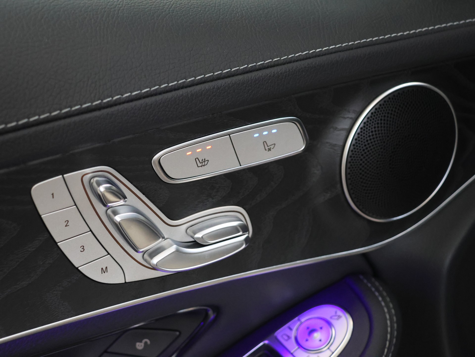 MERCEDES-BENZ GLC Coupé 220 d AMG Line 4Matic 9G-Tronic-image-12