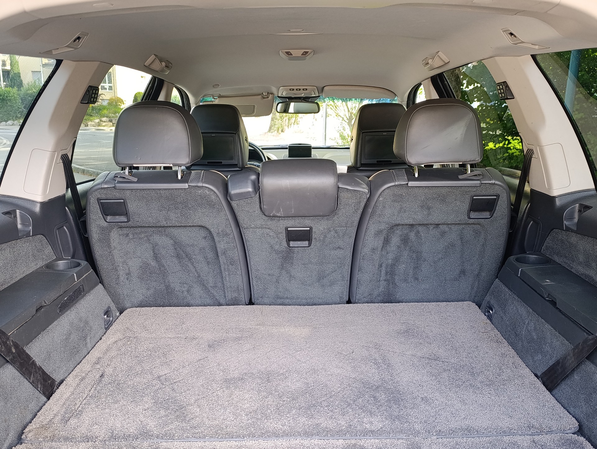 VOLVO 2.4D5 Executive 7P. AWD-image-5