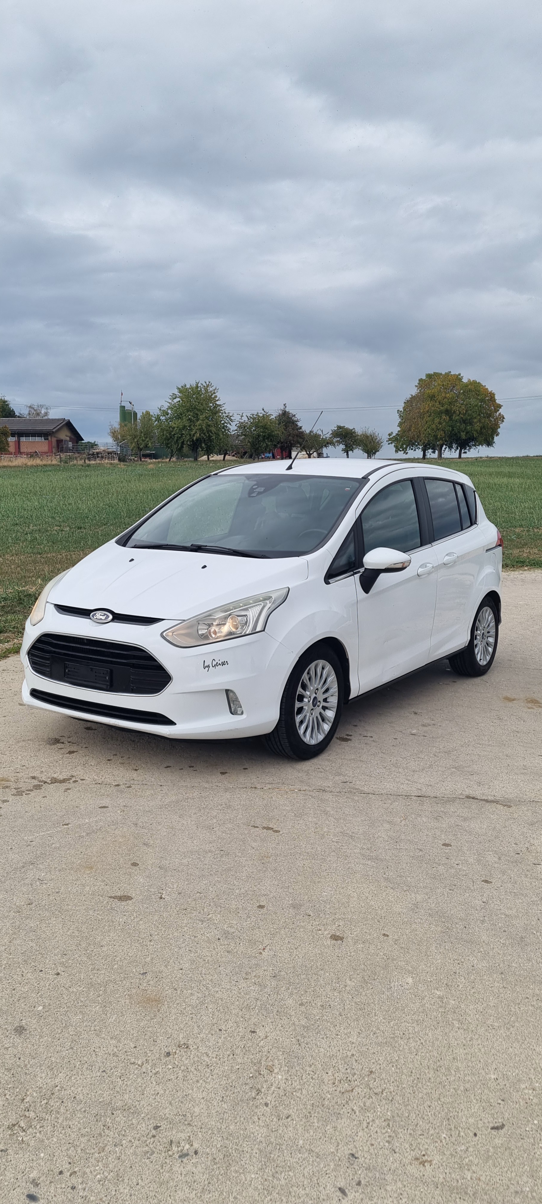 FORD 1.0i EcoB 120 Titanium X S/S-image-0