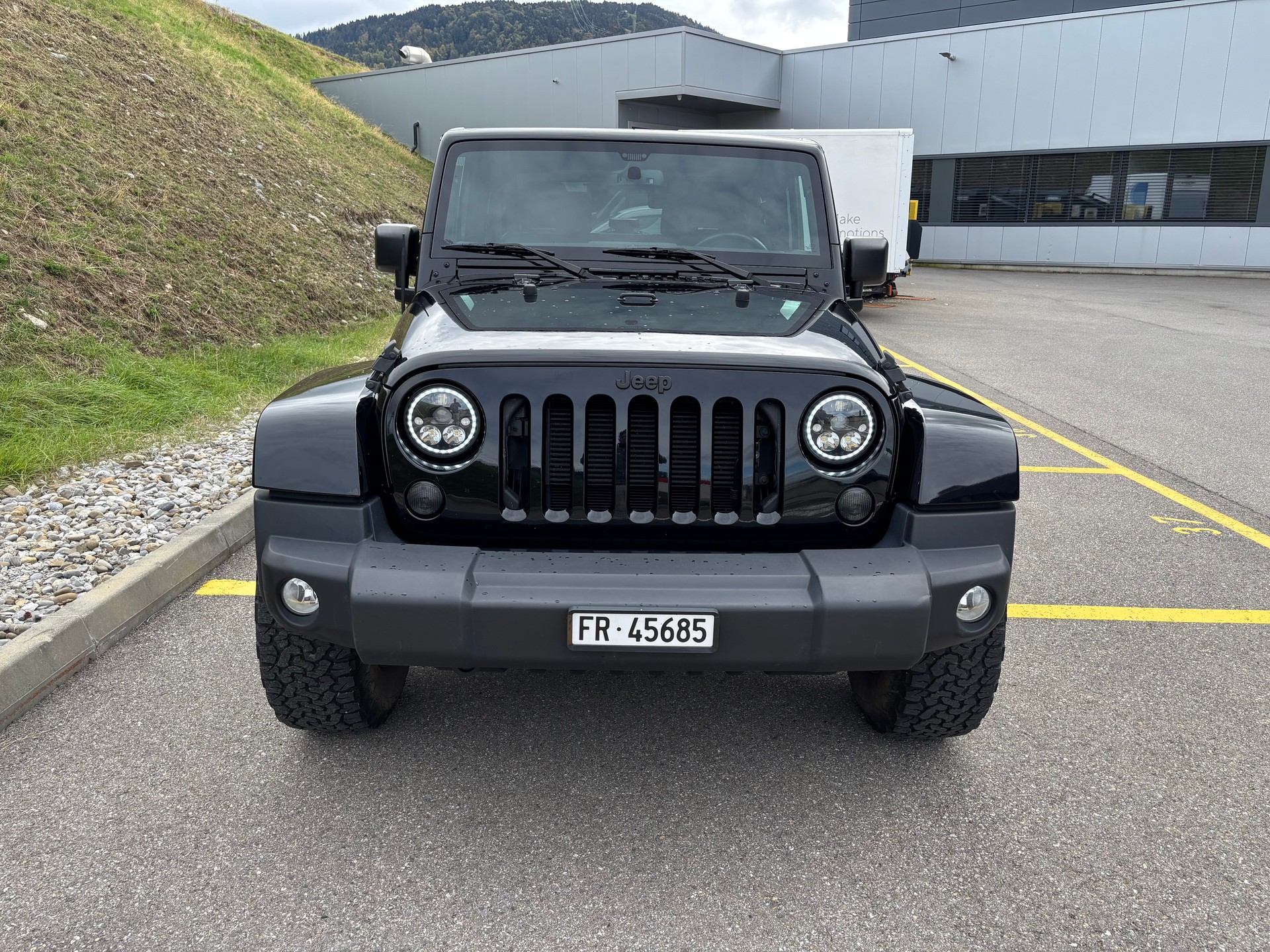JEEP 3.6 V6 Sahara-image-4