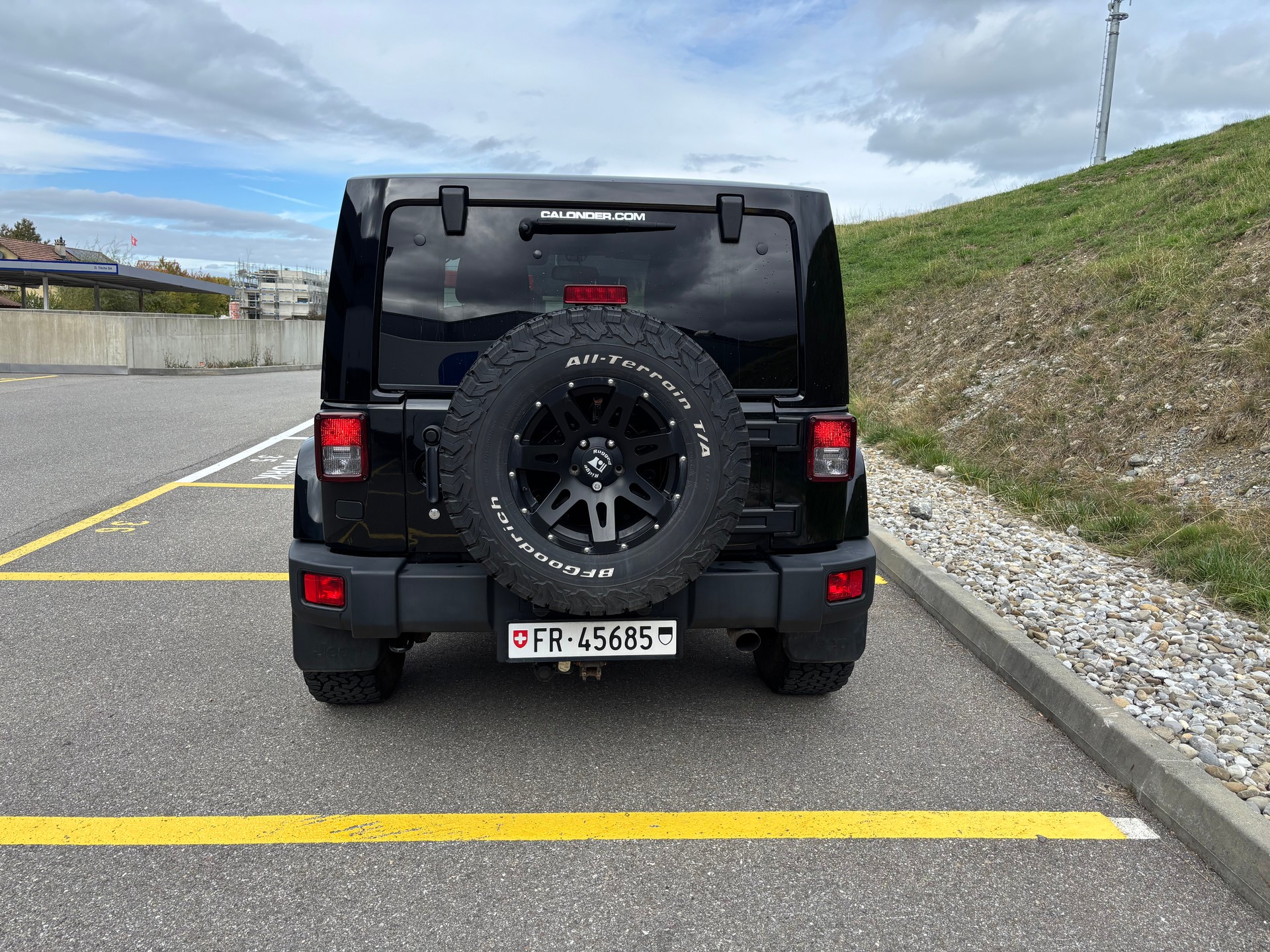 JEEP 3.6 V6 Sahara-image-5