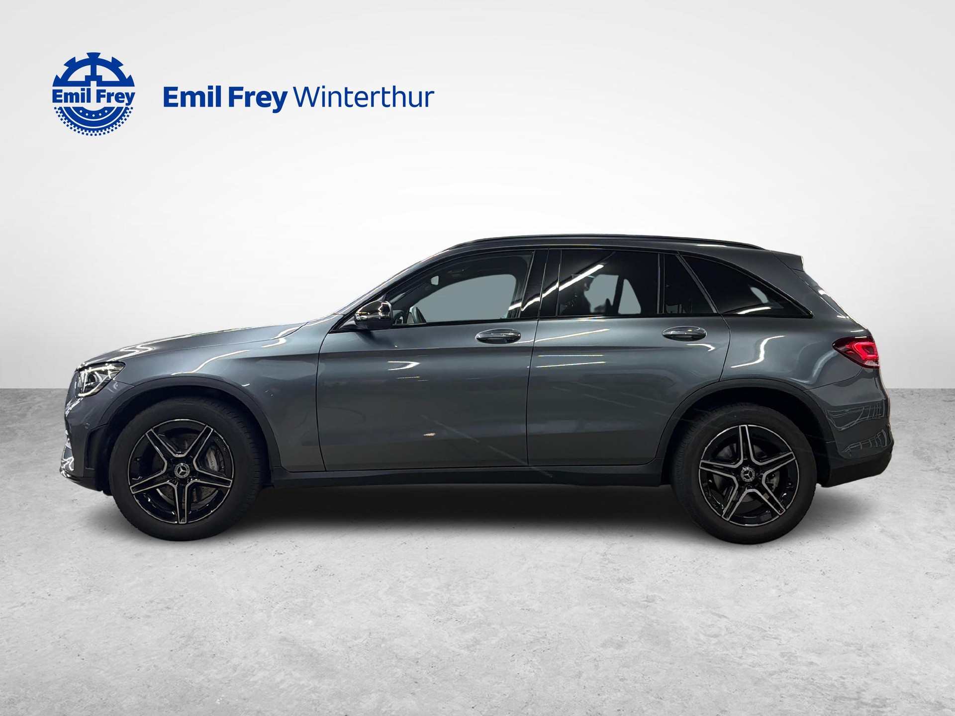 MERCEDES-BENZ GLC-Klasse GLC 200 AMG Line 4m-image-1