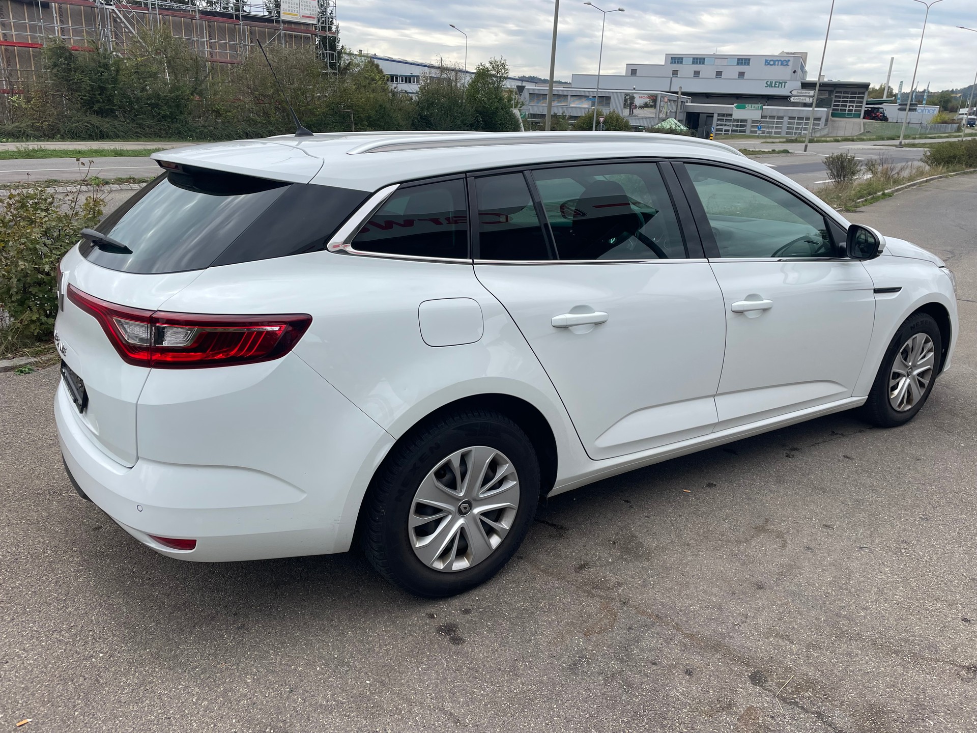 RENAULT Mégane Grandtour 1.5 dCi Business EDC-image-5