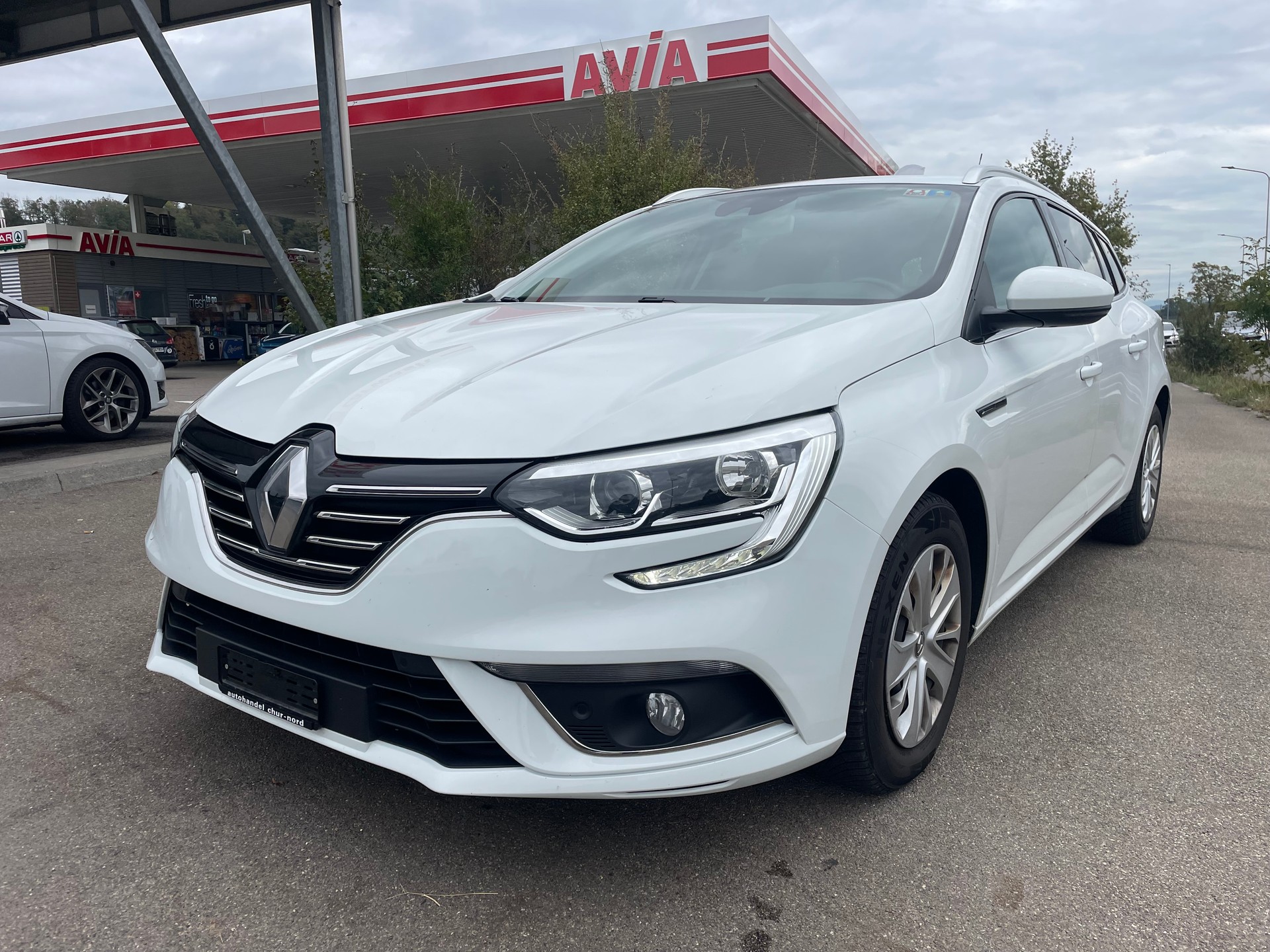 RENAULT Mégane Grandtour 1.5 dCi Business EDC-image-8