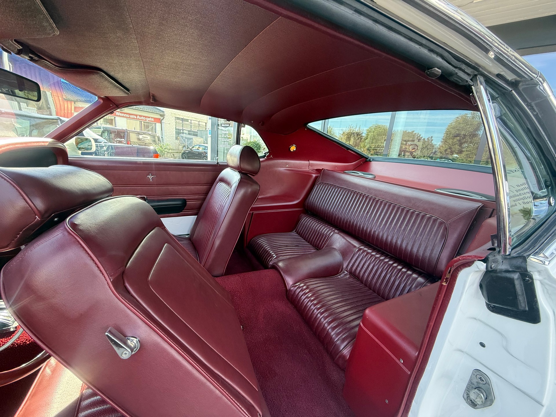 FORD Fastback 302-image-10