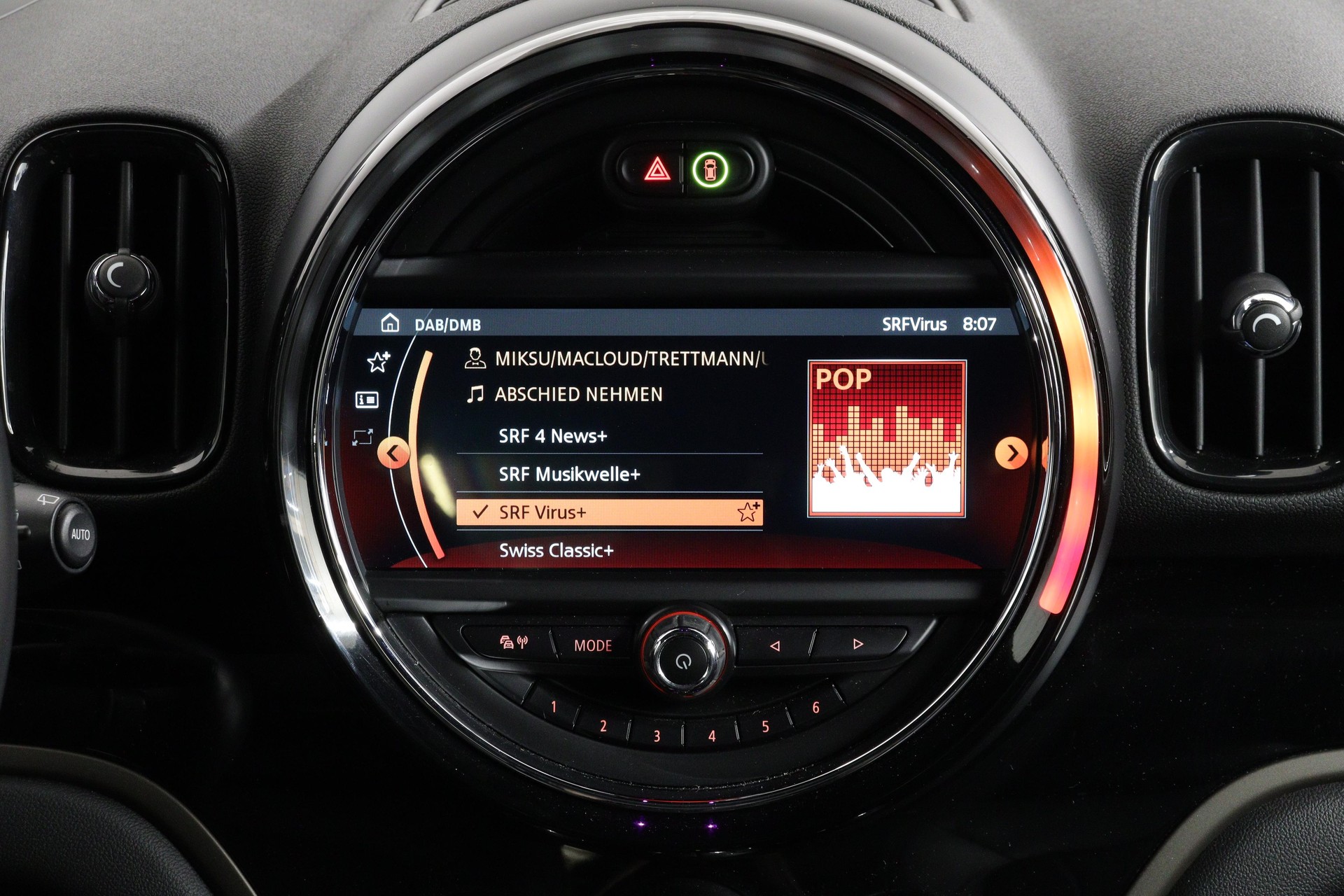 MINI Countryman F60 2.0i Cooper S SAG ALL4-image-6