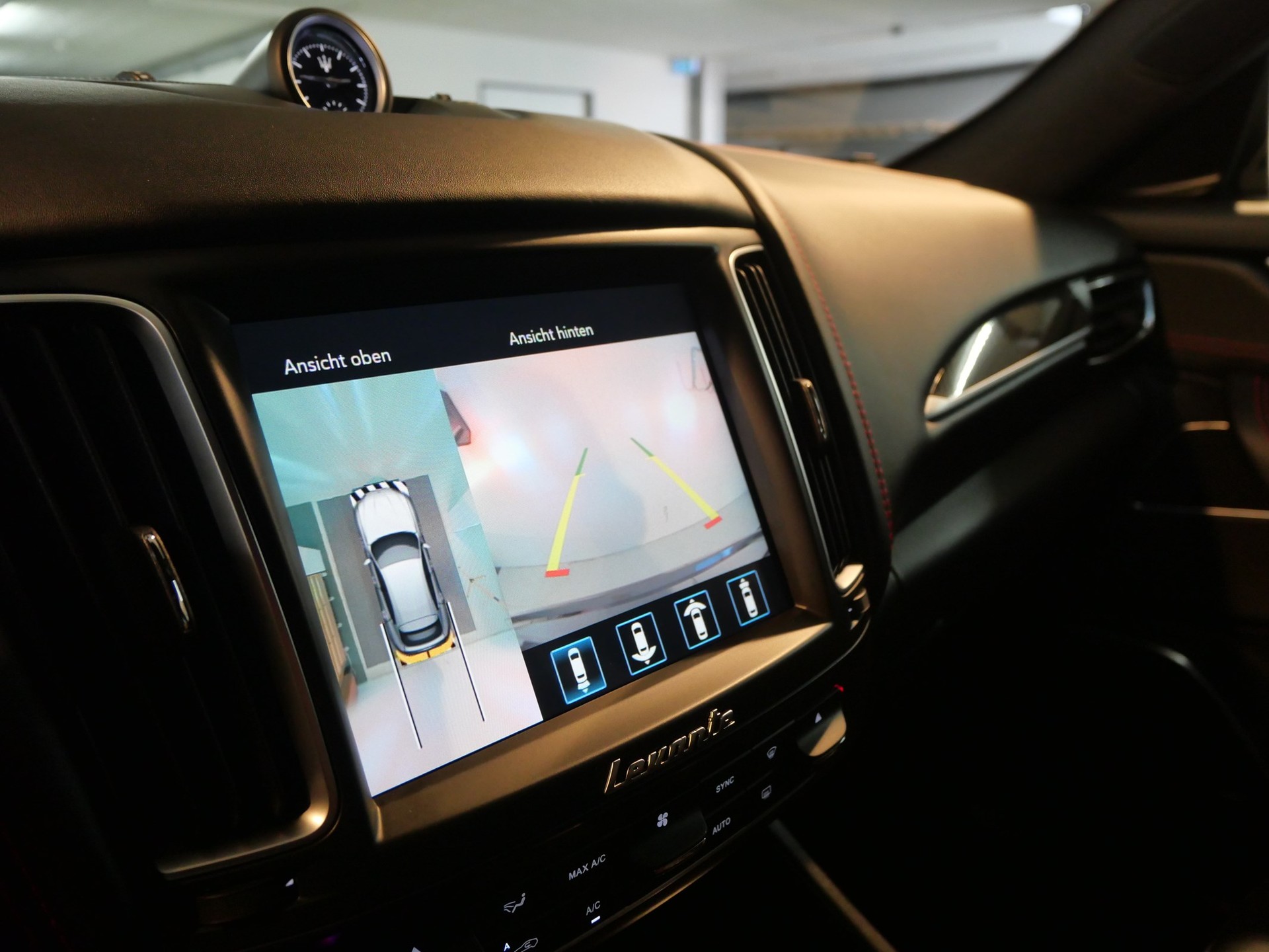 MASERATI Levante S 3.0 V6 Nerissimo Automatica-image-20