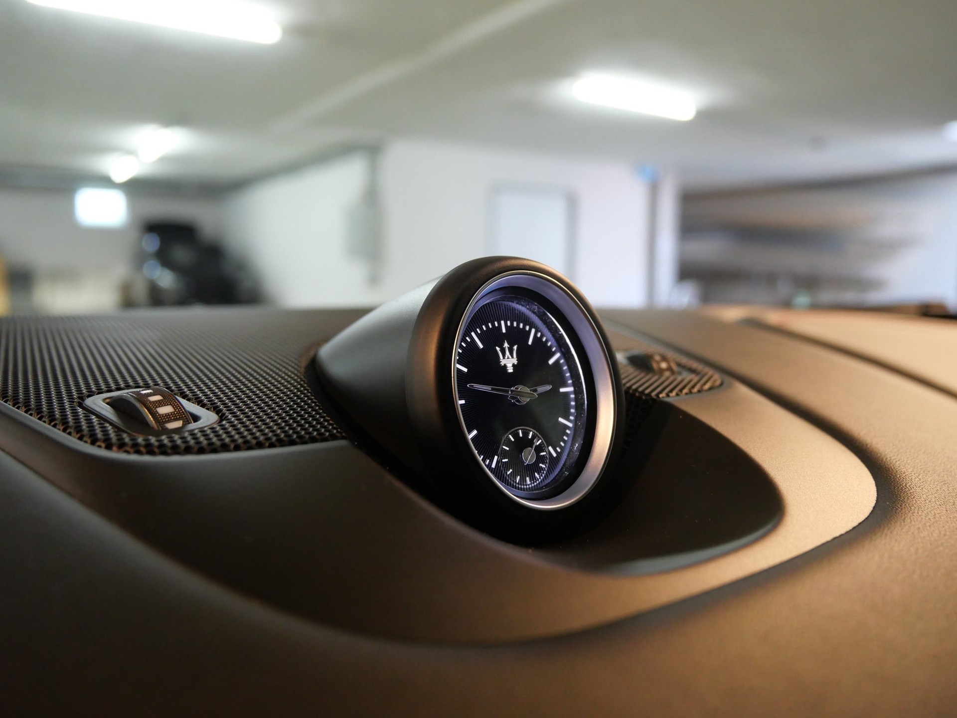 MASERATI Levante S 3.0 V6 Nerissimo Automatica-image-22