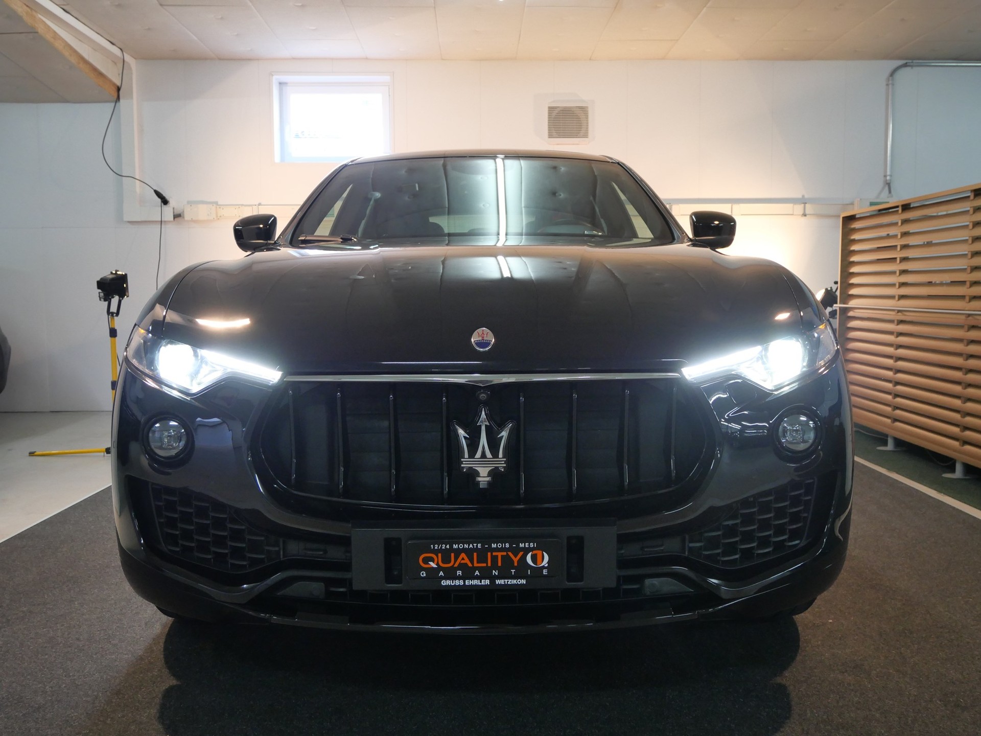 MASERATI Levante S 3.0 V6 Nerissimo Automatica-image-2