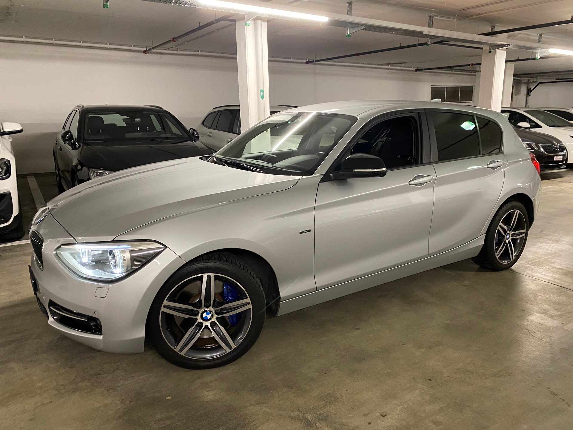 BMW 125d Sport Line Steptronic-image-2