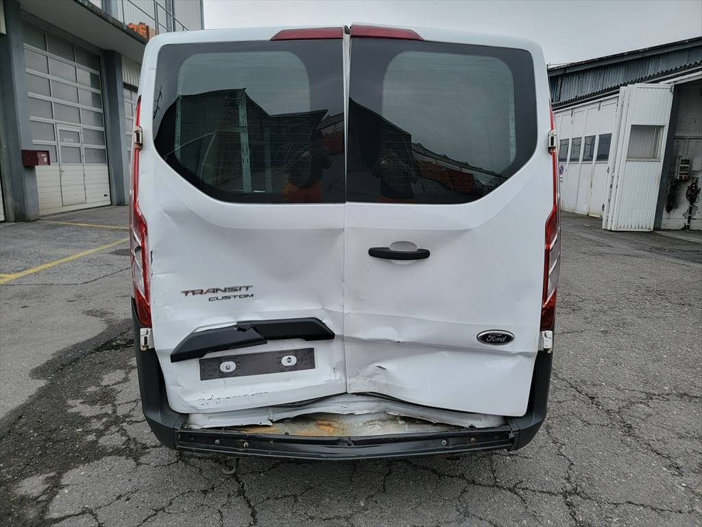 FORD Transit Custom Van 290 L1H1 Ambiente-image-3