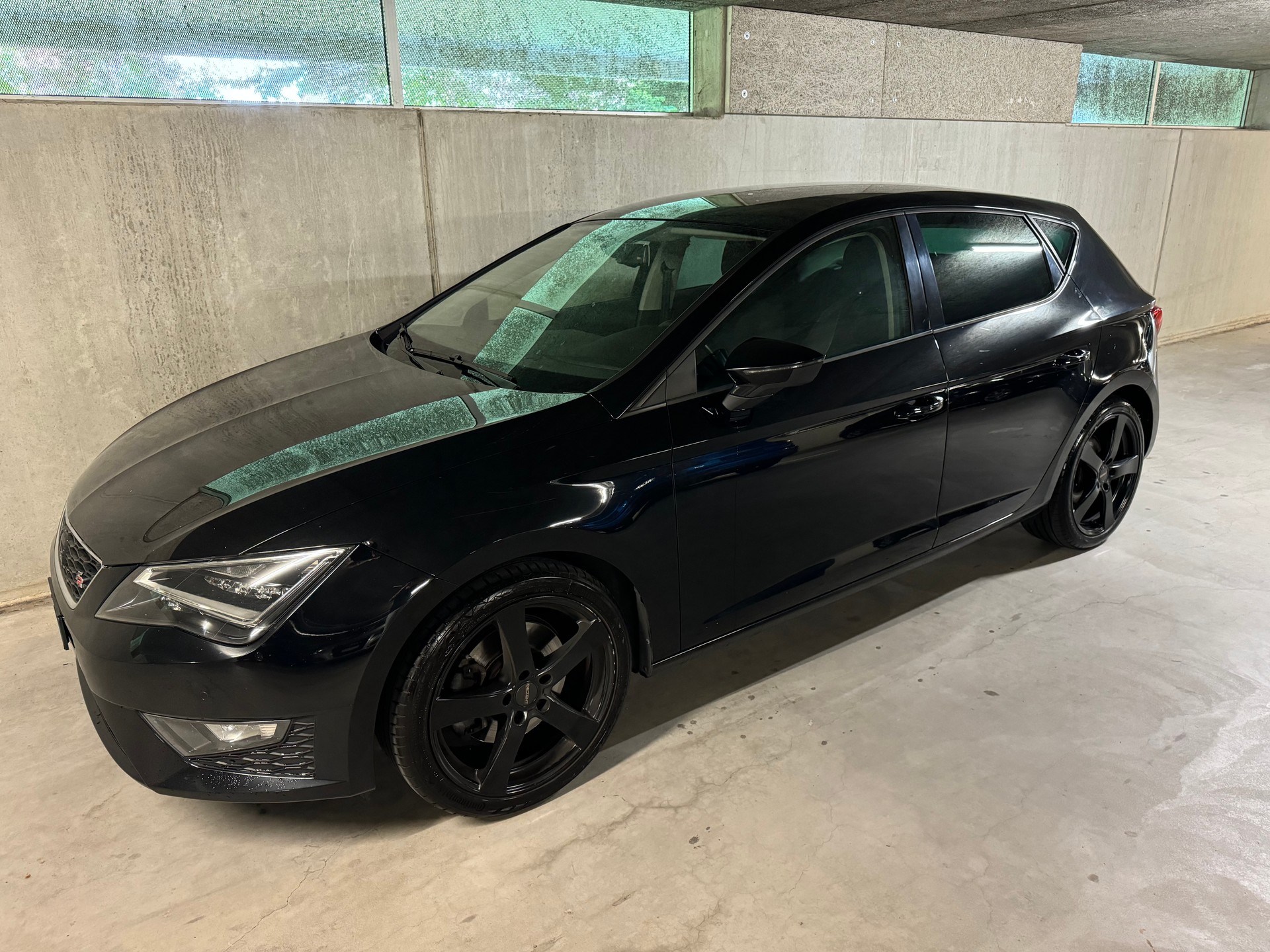 SEAT Leon SC 1.8 TSI FR Viva-image-0
