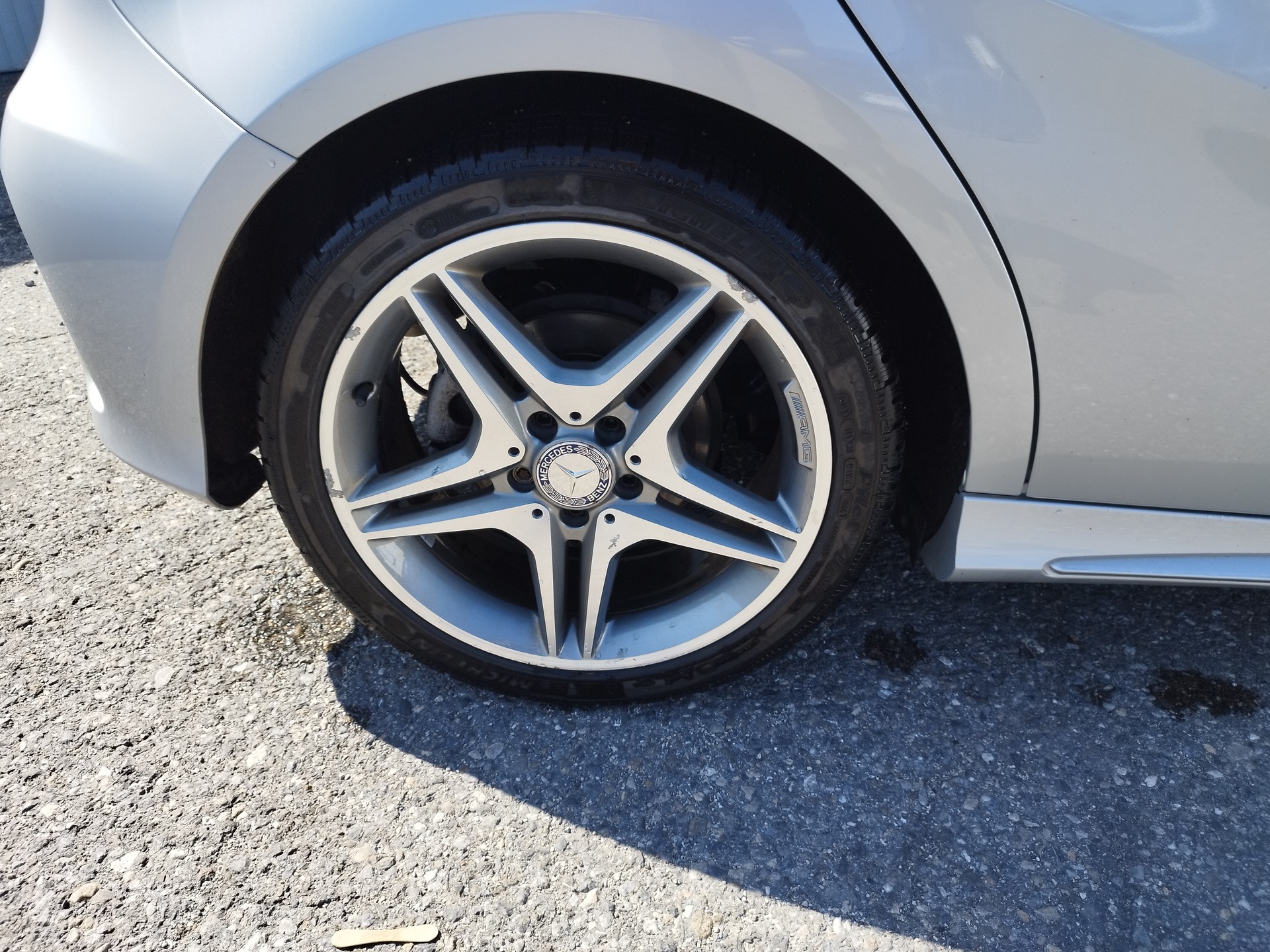 MERCEDES-BENZ A 200 CDI AMG LINE 7G-DCT-image-9