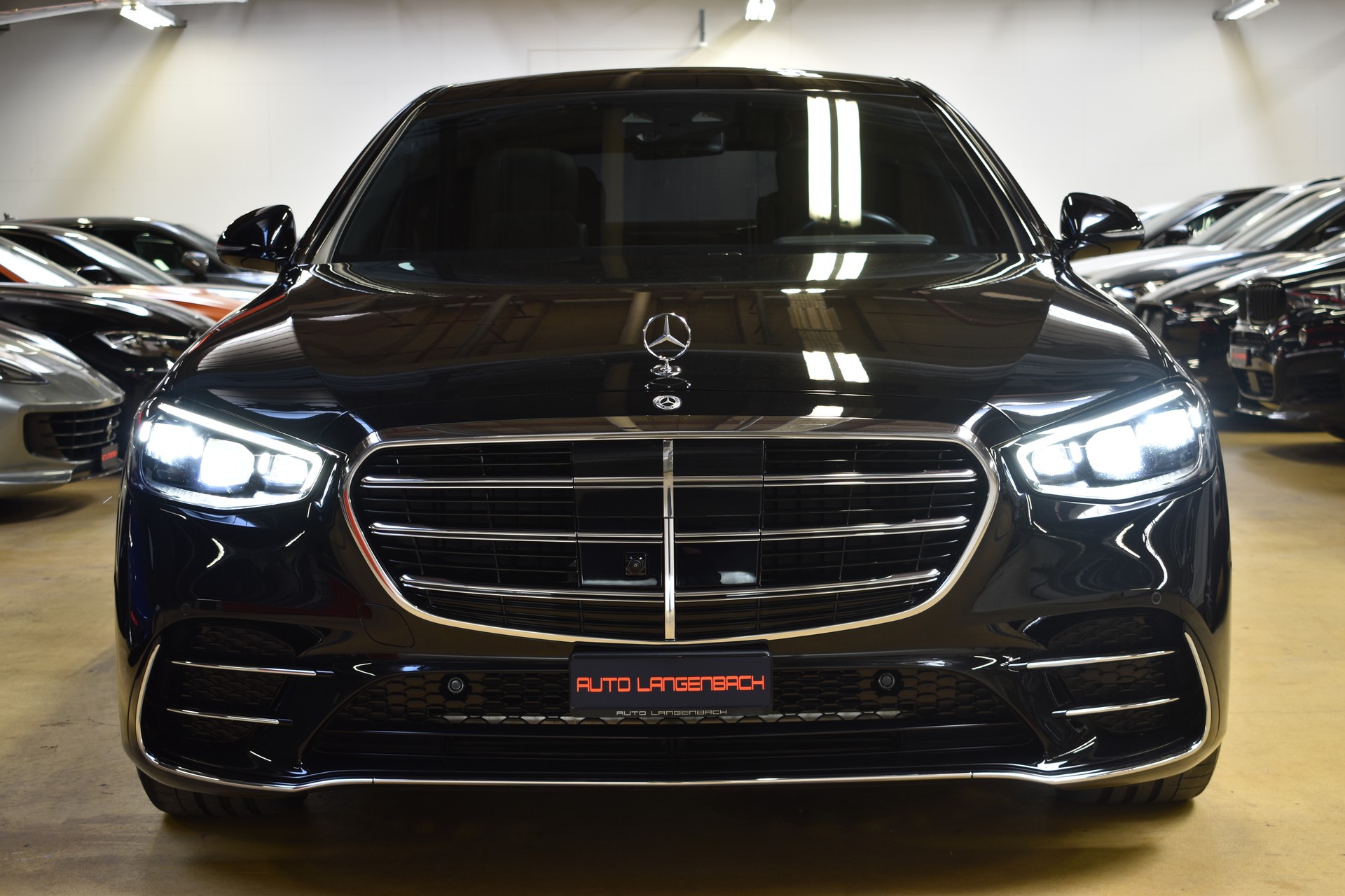 MERCEDES-BENZ S 400 d 4Matic AMG Line 9G-Tronic-image-6