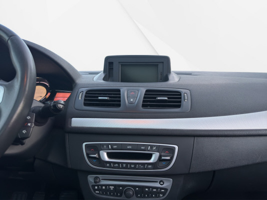 RENAULT Mégane CC 1.4T Dynamique-image-11