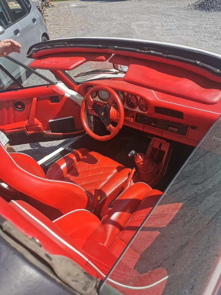 PORSCHE 911 S Targa-image-10