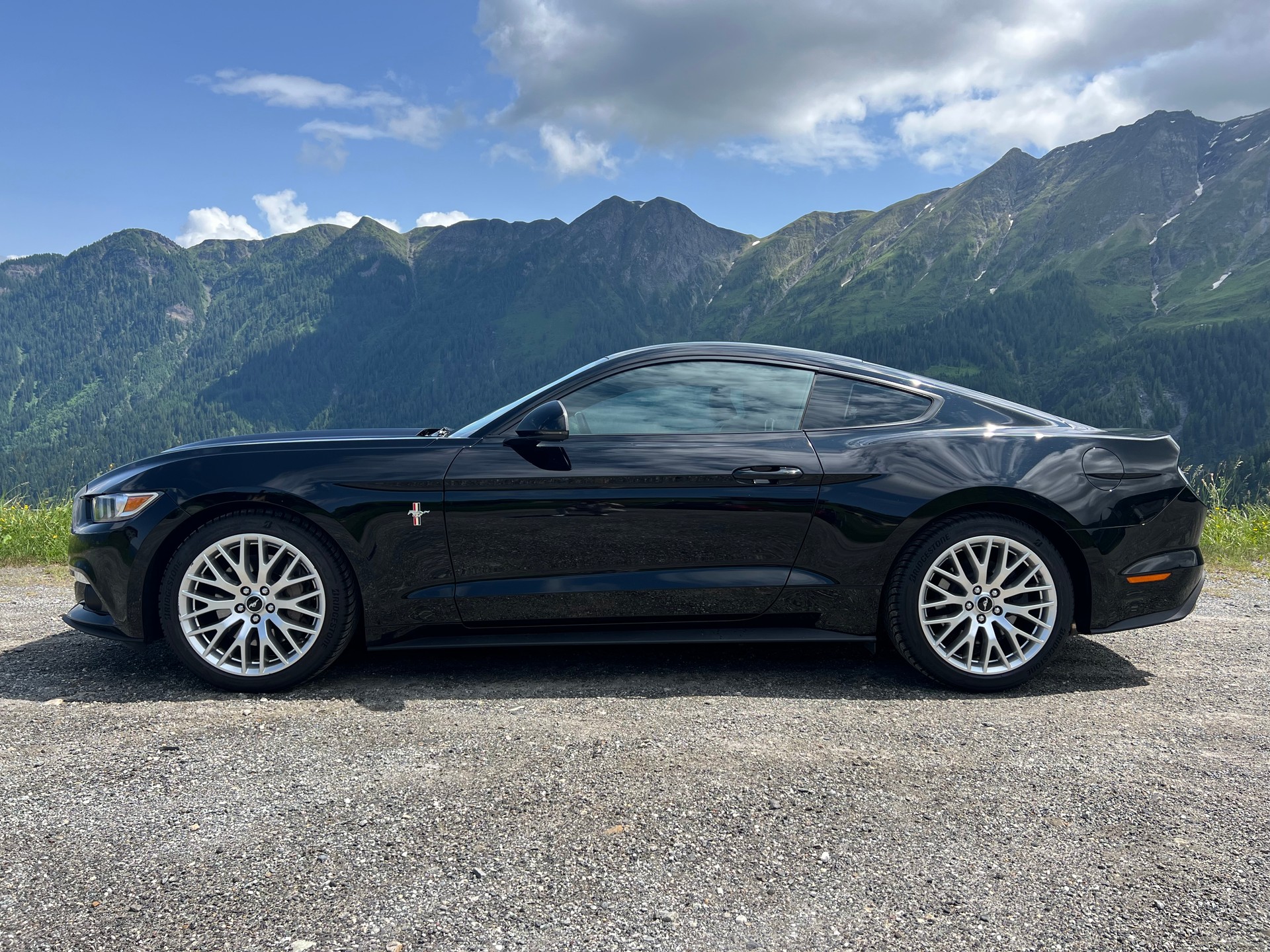 FORD Mustang Fastback 2.3 Automat