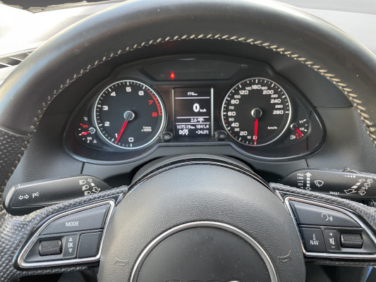 AUDI Q5 2.0 TFSI quattro-image-7