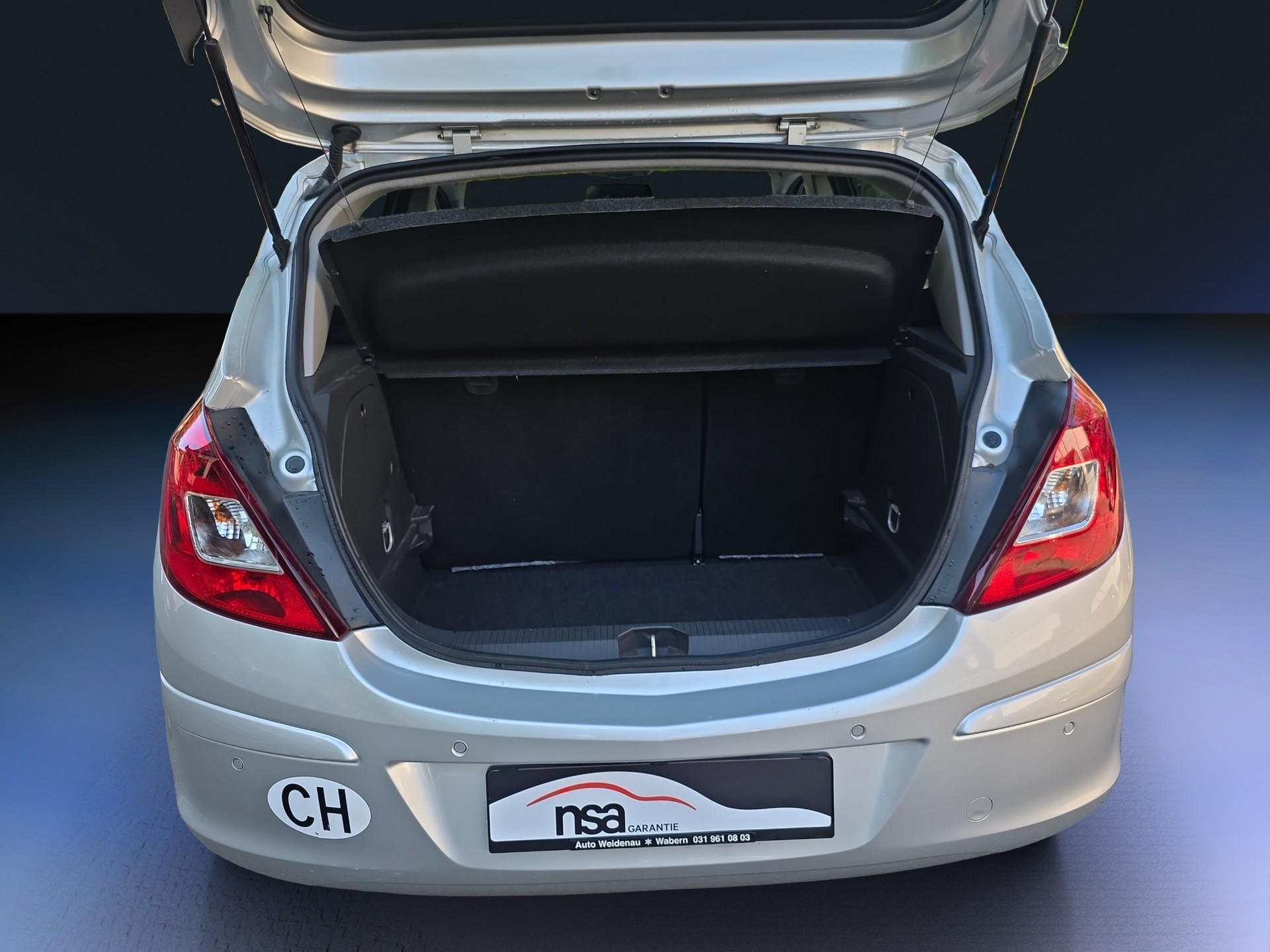 OPEL Corsa 1.4 TP Anniversary Automatic-image-14
