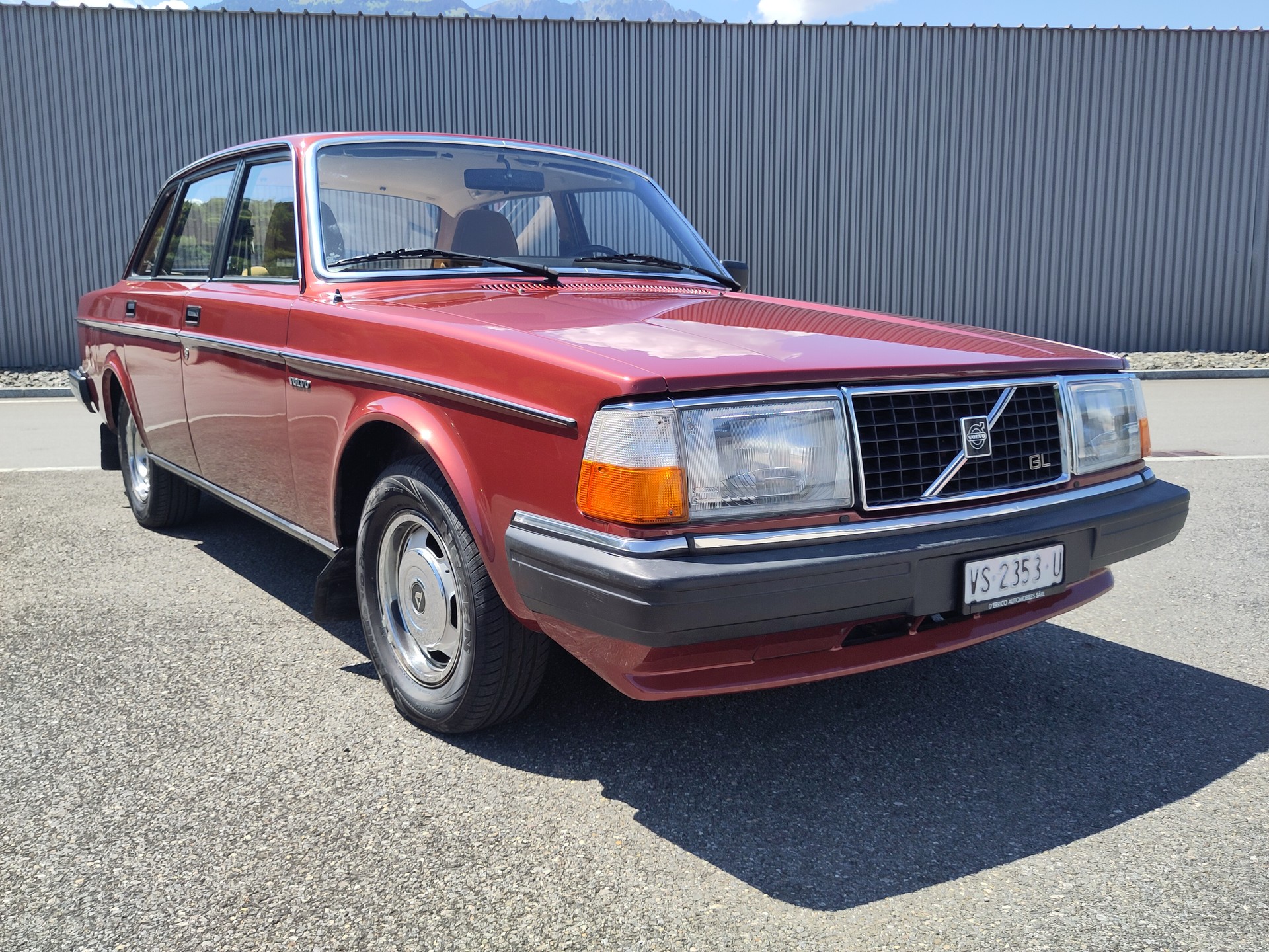VOLVO 240 2.3 GL-image-0
